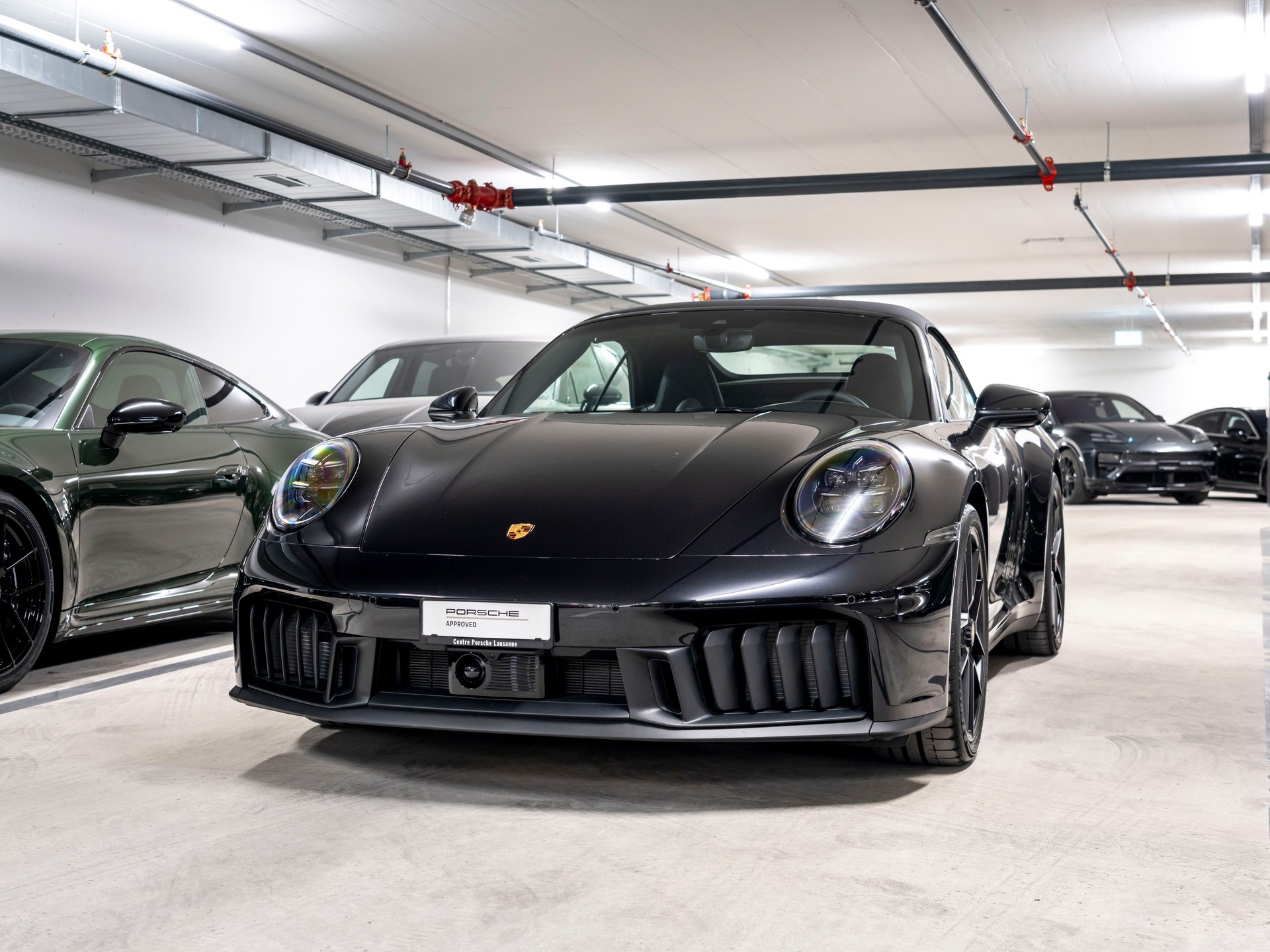 PORSCHE 911 Carrera 4 Cabriolet GTS PDK-image-0