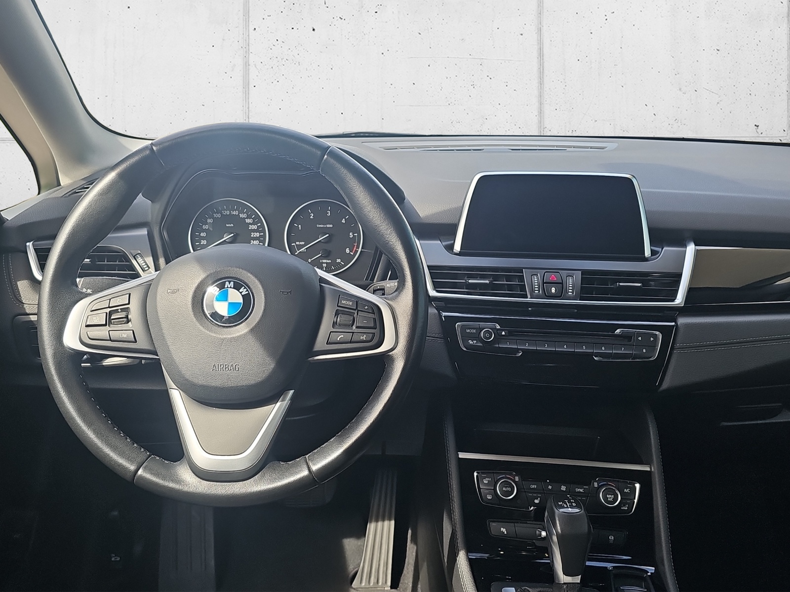 BMW 218d xDrive ActiveTMSport-image-14