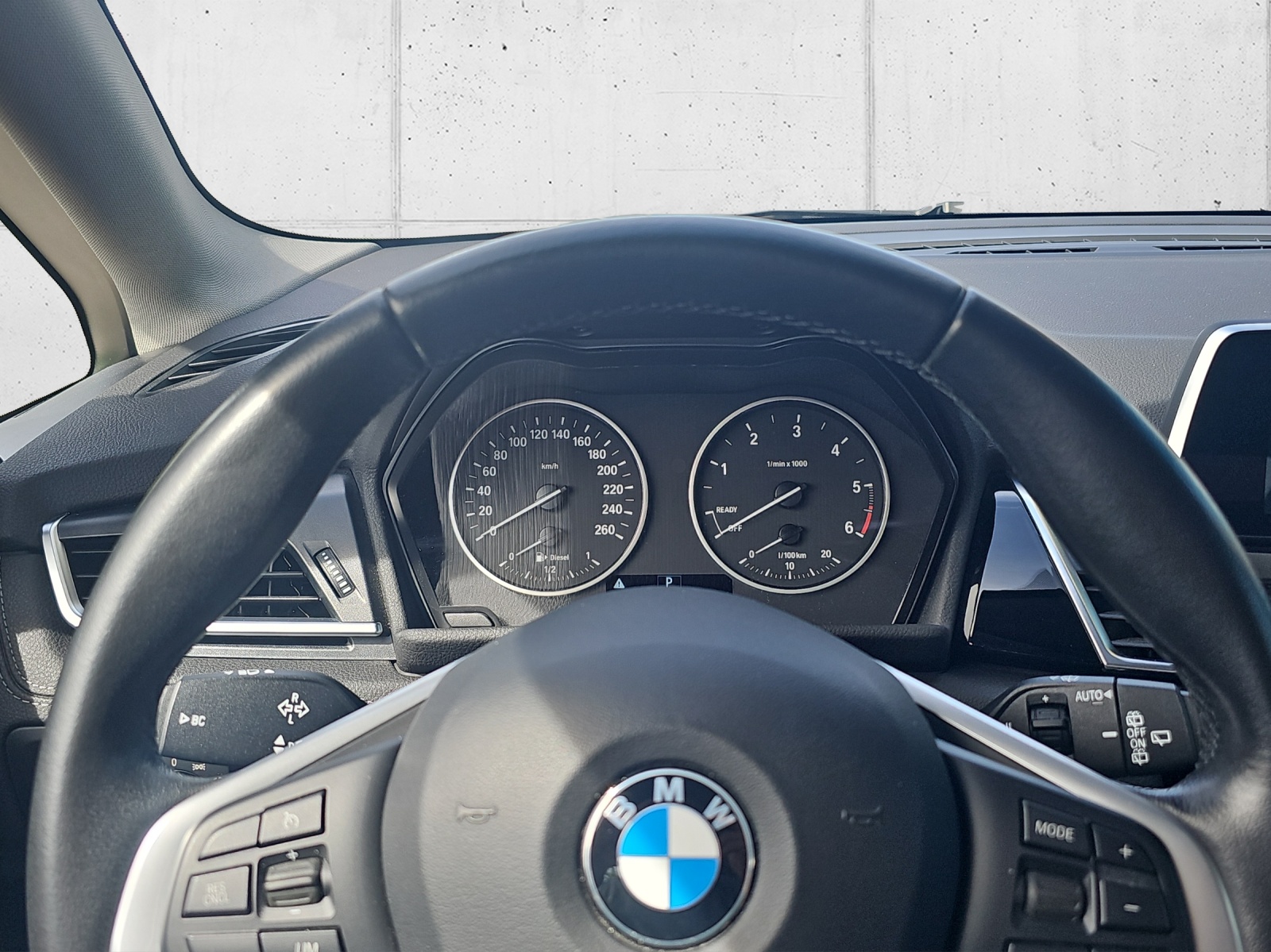 BMW 218d xDrive ActiveTMSport-image-12