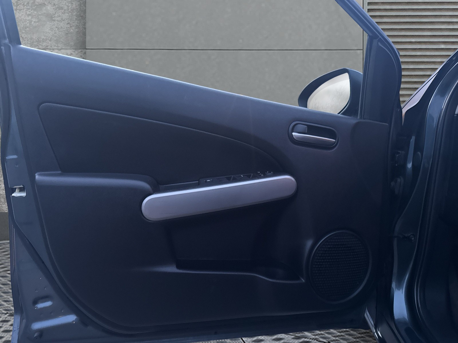 MAZDA 2 1.5i 16V Exclusive Automatic-image-13