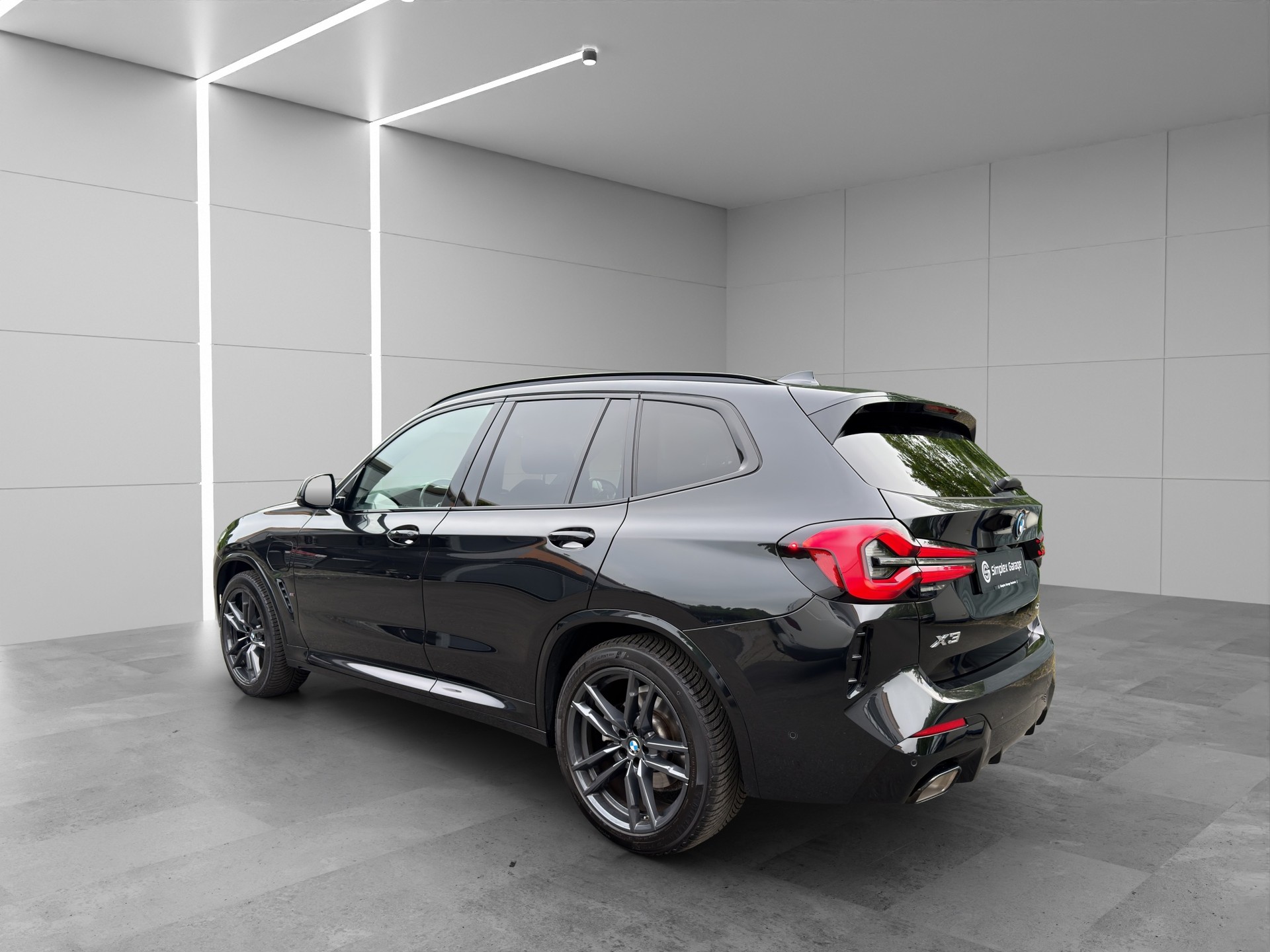 BMW X3 xDrive 30e M Sport-showroom-element-2