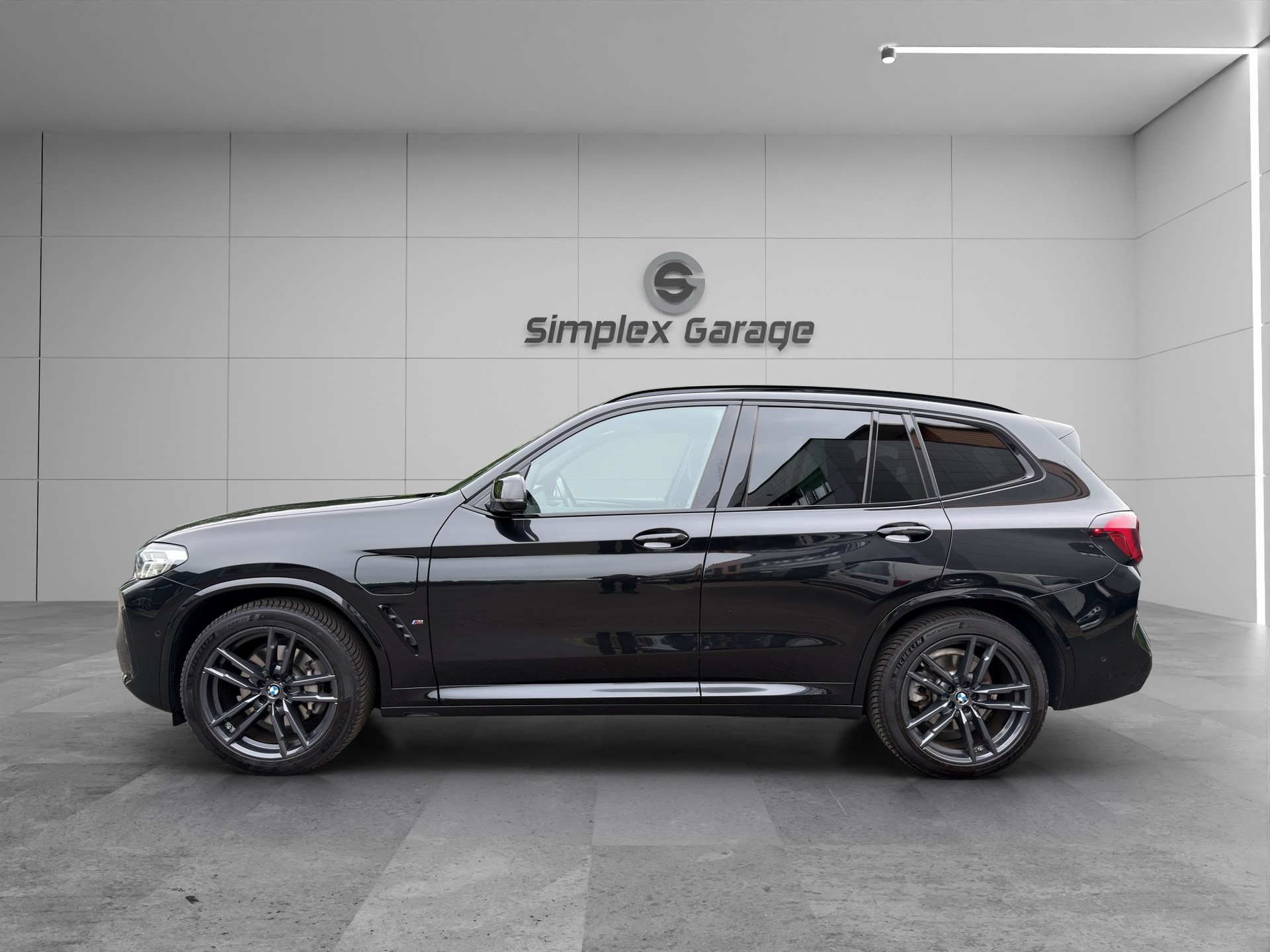 BMW X3 xDrive 30e M Sport-showroom-element-1
