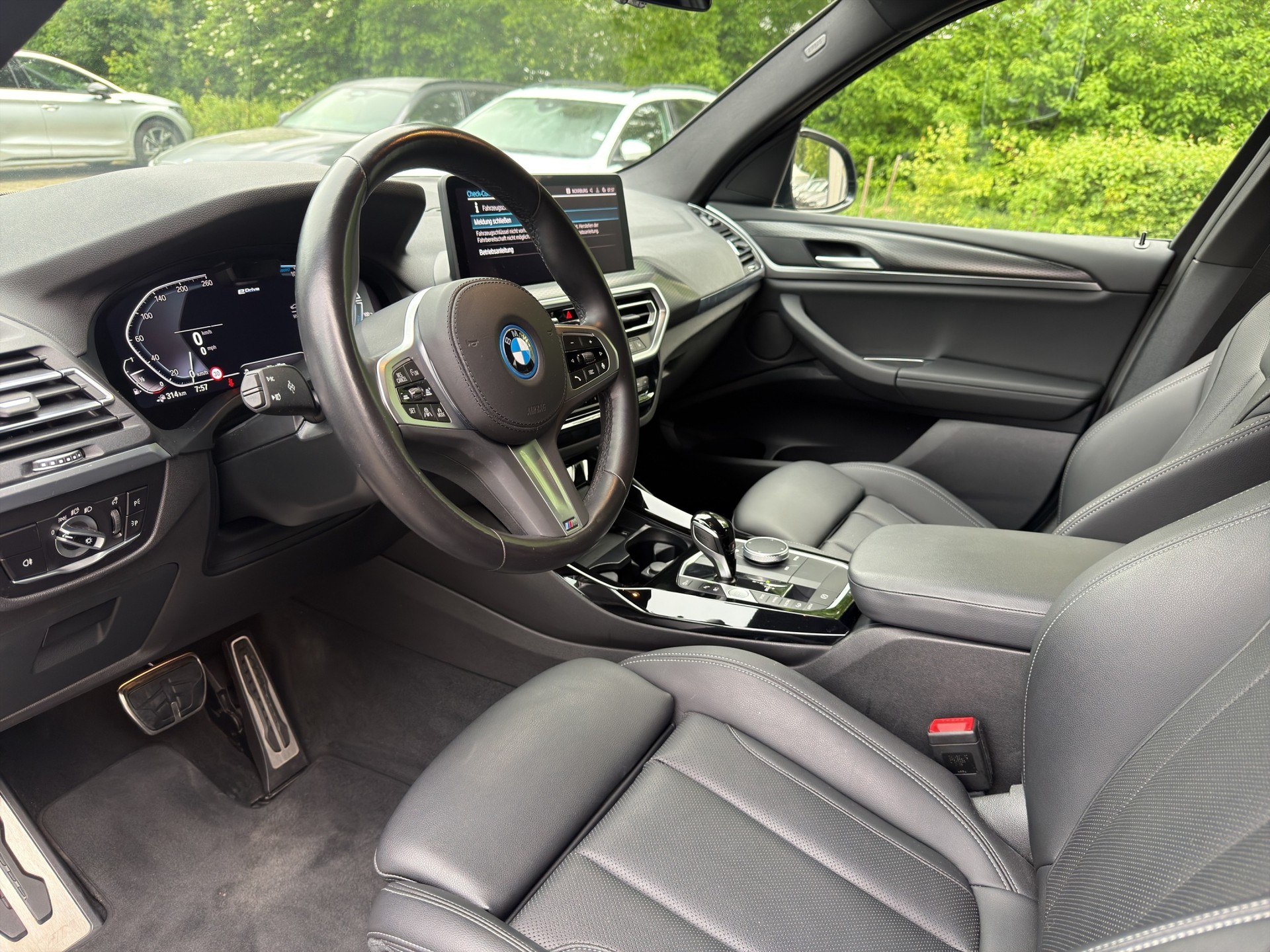 BMW X3 xDrive 30e M Sport-image-10