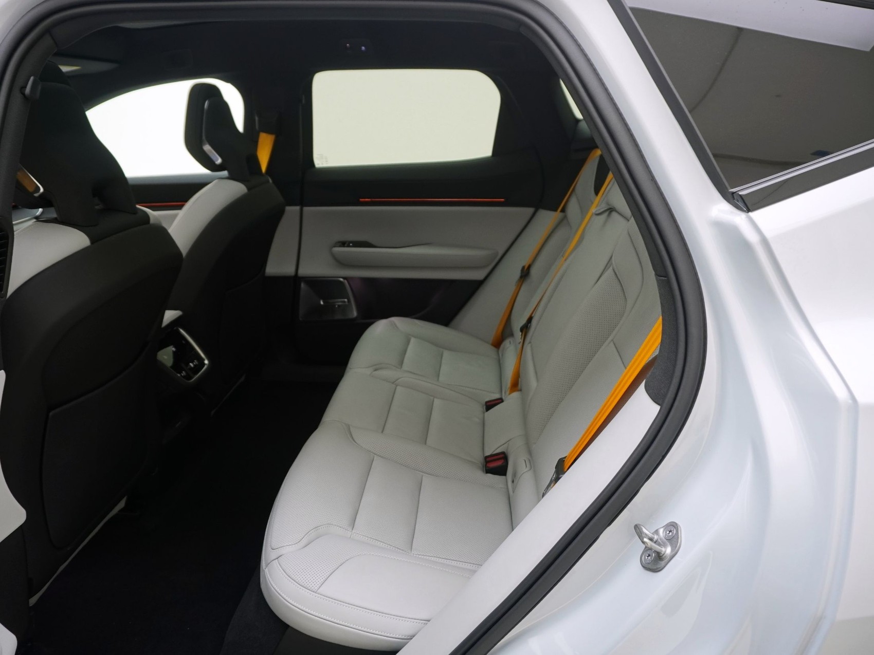 POLESTAR 3 Long Range Dual Motor Performance-image-13