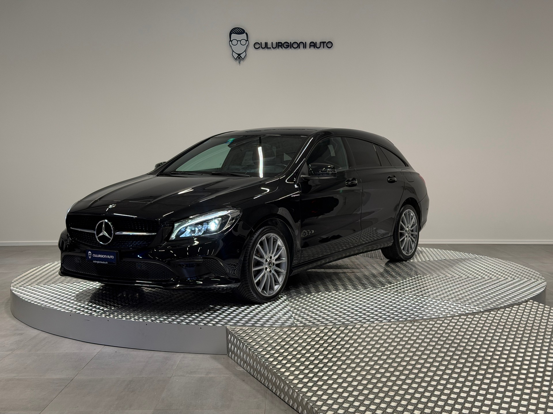 MERCEDES-BENZ CLA Shooting Brake 200 d AMG Line 7G-DCT