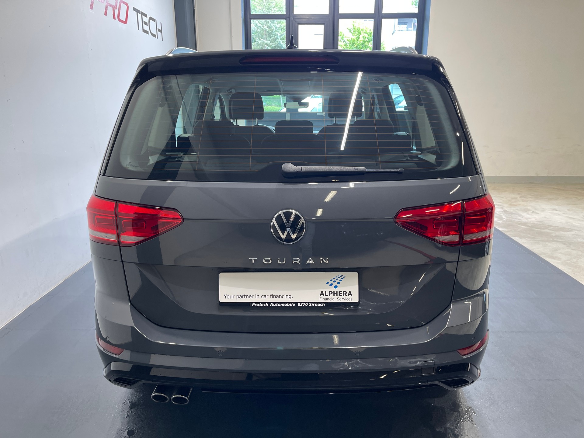 VW Touran 2.0 TDI BlueMotion Technology Highline DSG * R-LINE* 7 PLATZ*-image-6
