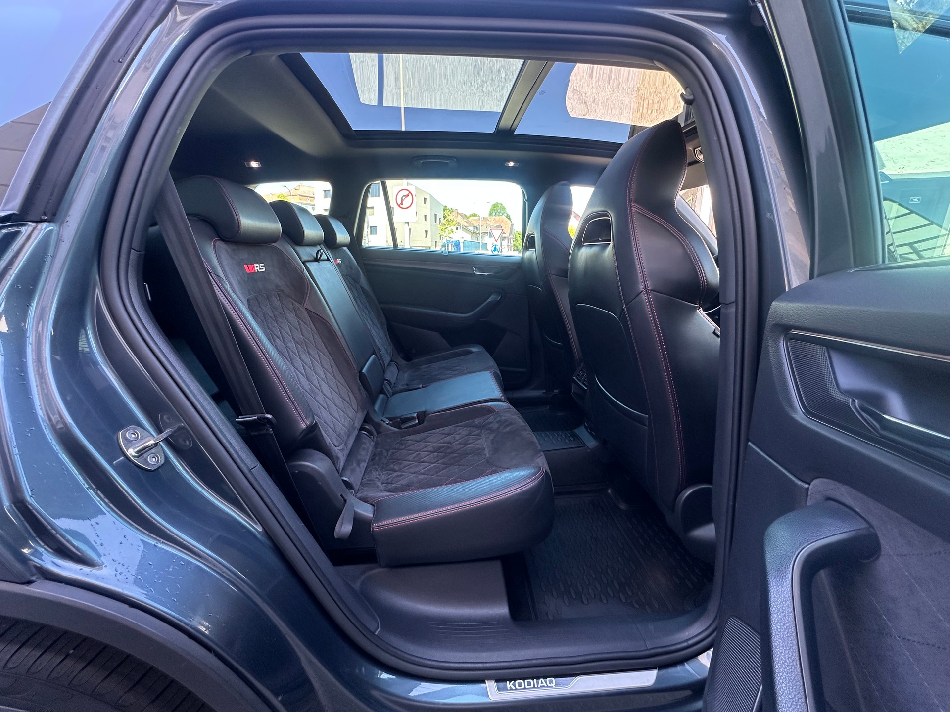 SKODA Kodiaq 2.0 Bi-TDI SCR RS 4x4 DSG-image-7