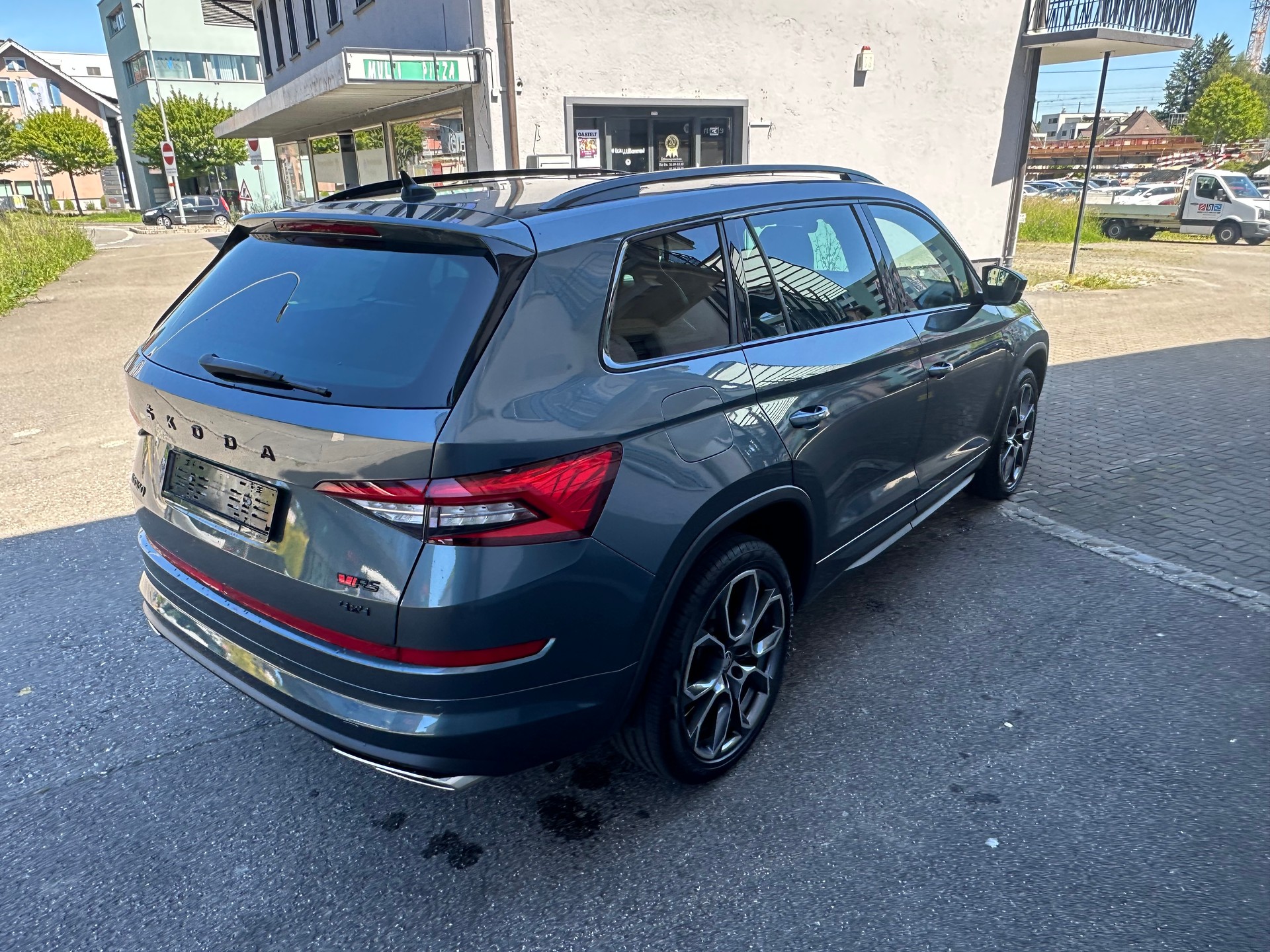 SKODA Kodiaq 2.0 Bi-TDI SCR RS 4x4 DSG-image-4