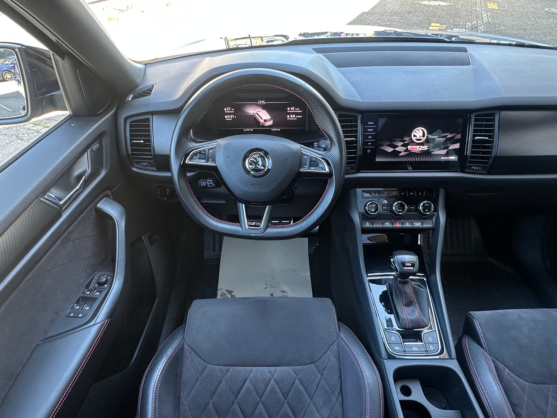 SKODA Kodiaq 2.0 Bi-TDI SCR RS 4x4 DSG-image-9