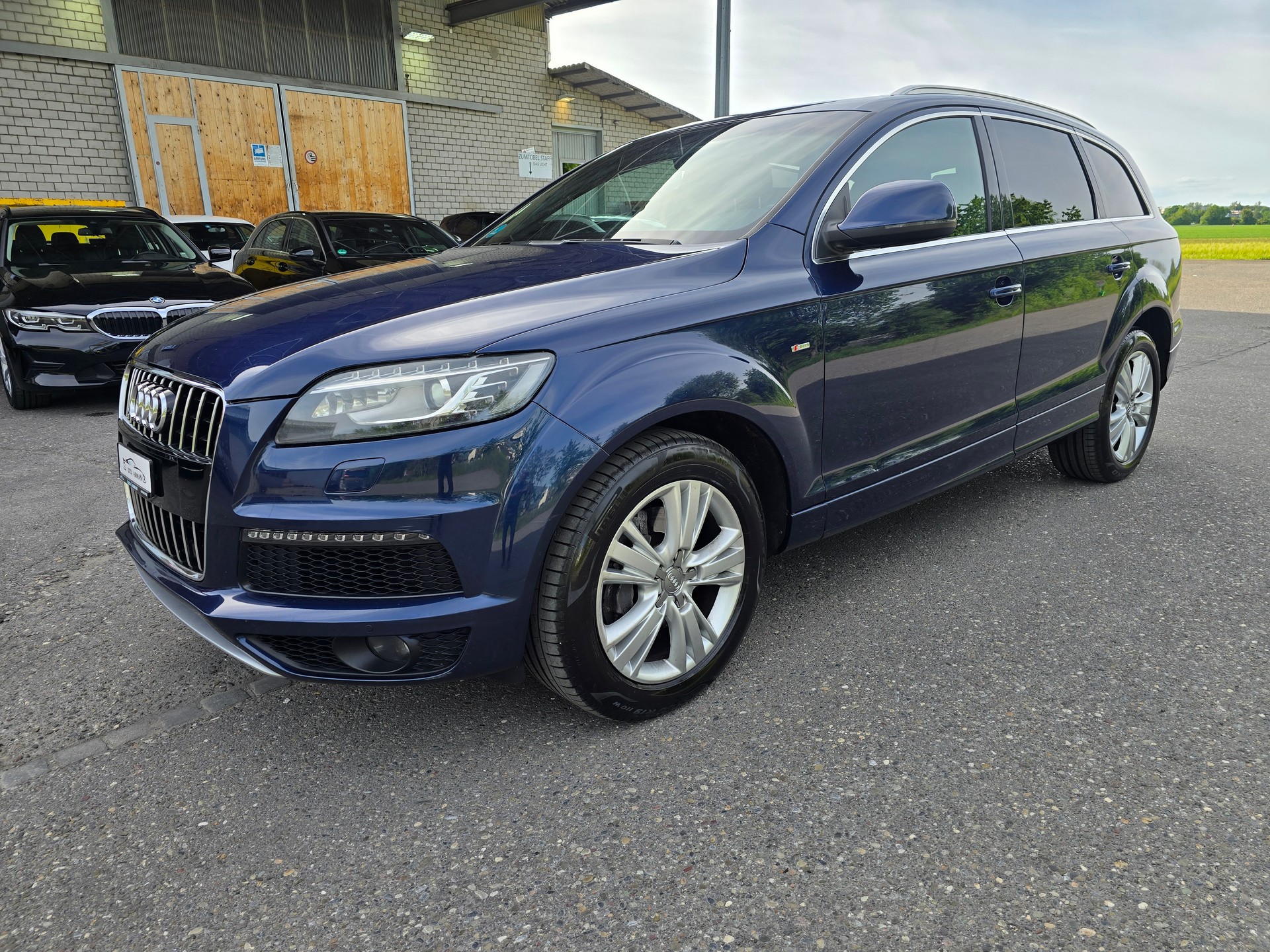 AUDI Q7 3.0 TFSI quattro tiptronic S-Line-image-2