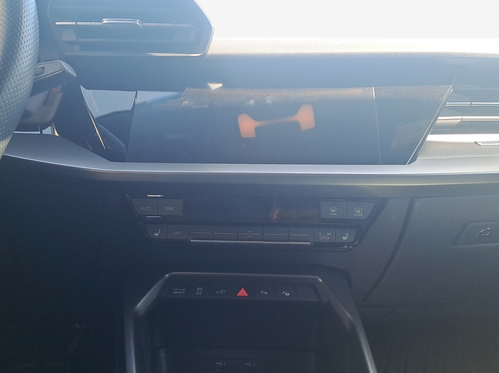 AUDI A3 Sportback 40 TFSI e S line S-tronic-image-11