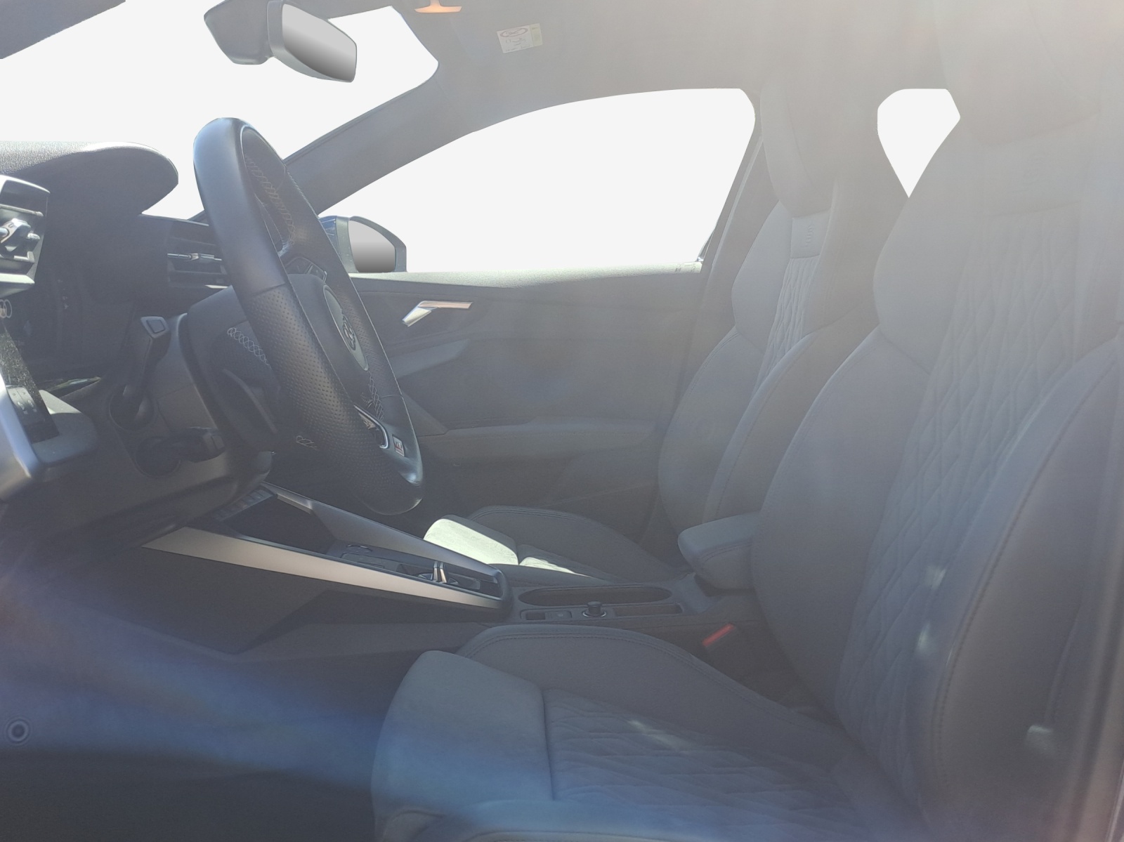 AUDI A3 Sportback 40 TFSI e S line S-tronic-image-8