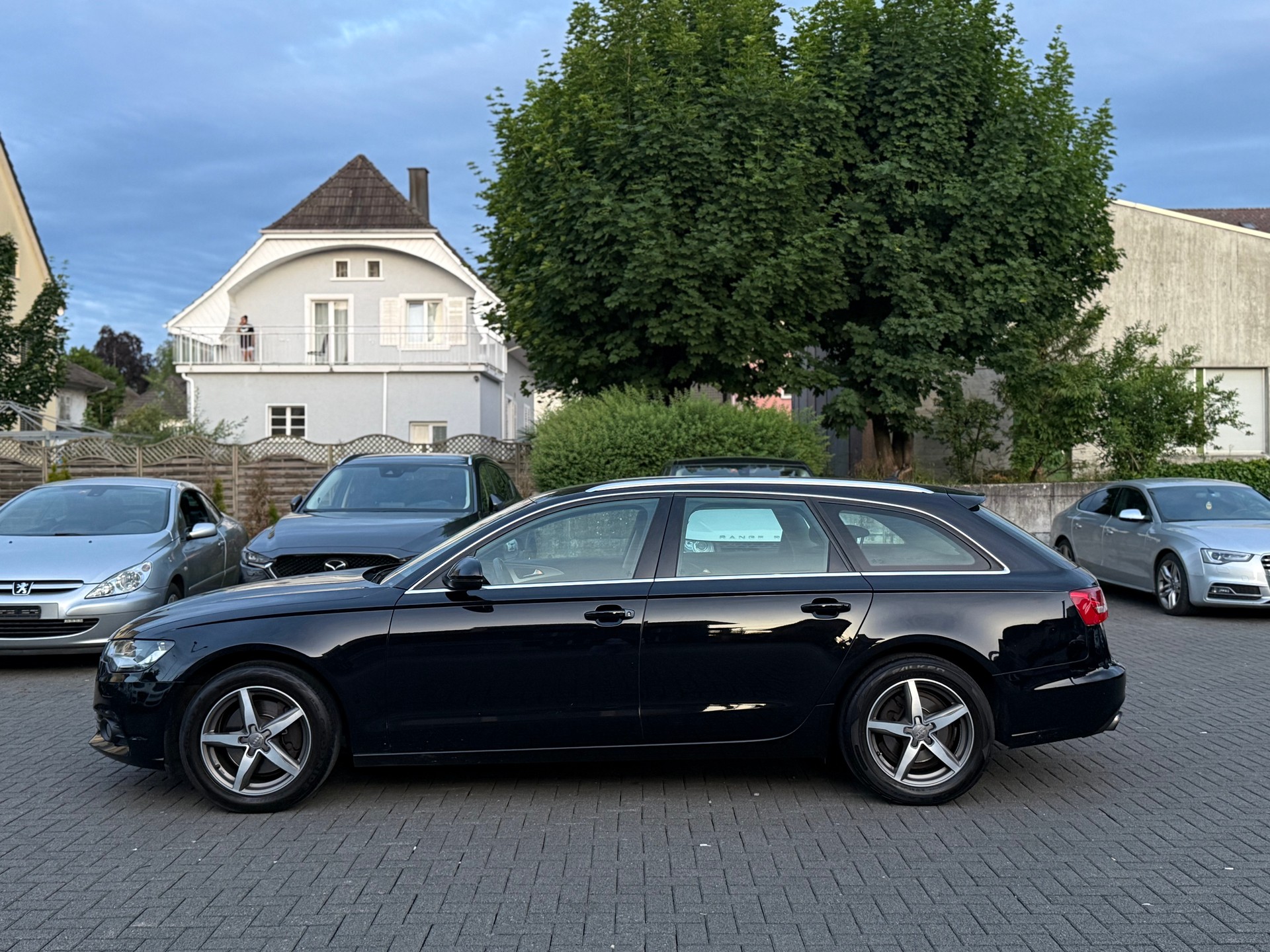 AUDI A6 Avant 2.0 TFSI-showroom-element-2