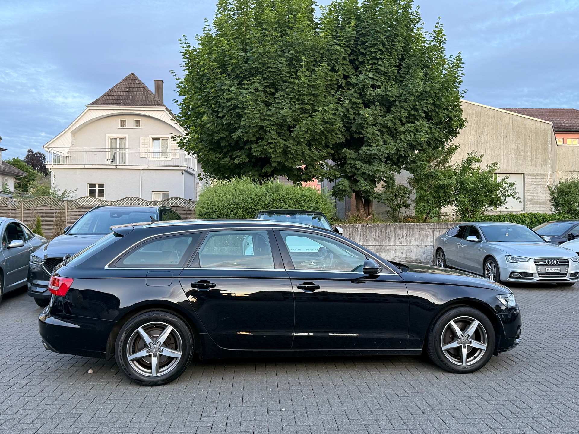 AUDI A6 Avant 2.0 TFSI-showroom-element-1