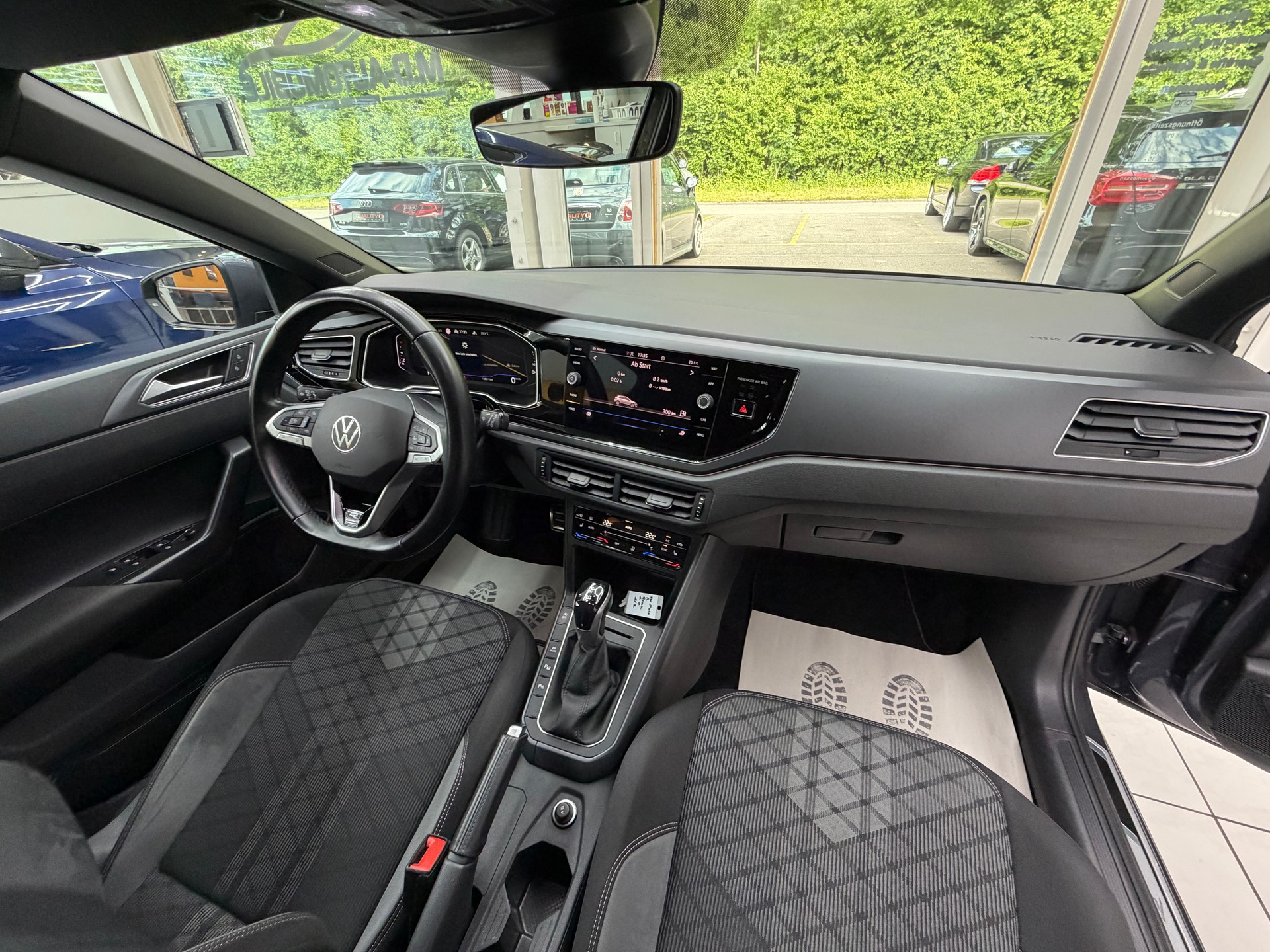 VW Polo 1.0 TSI 110 R-Line DSG-image-15