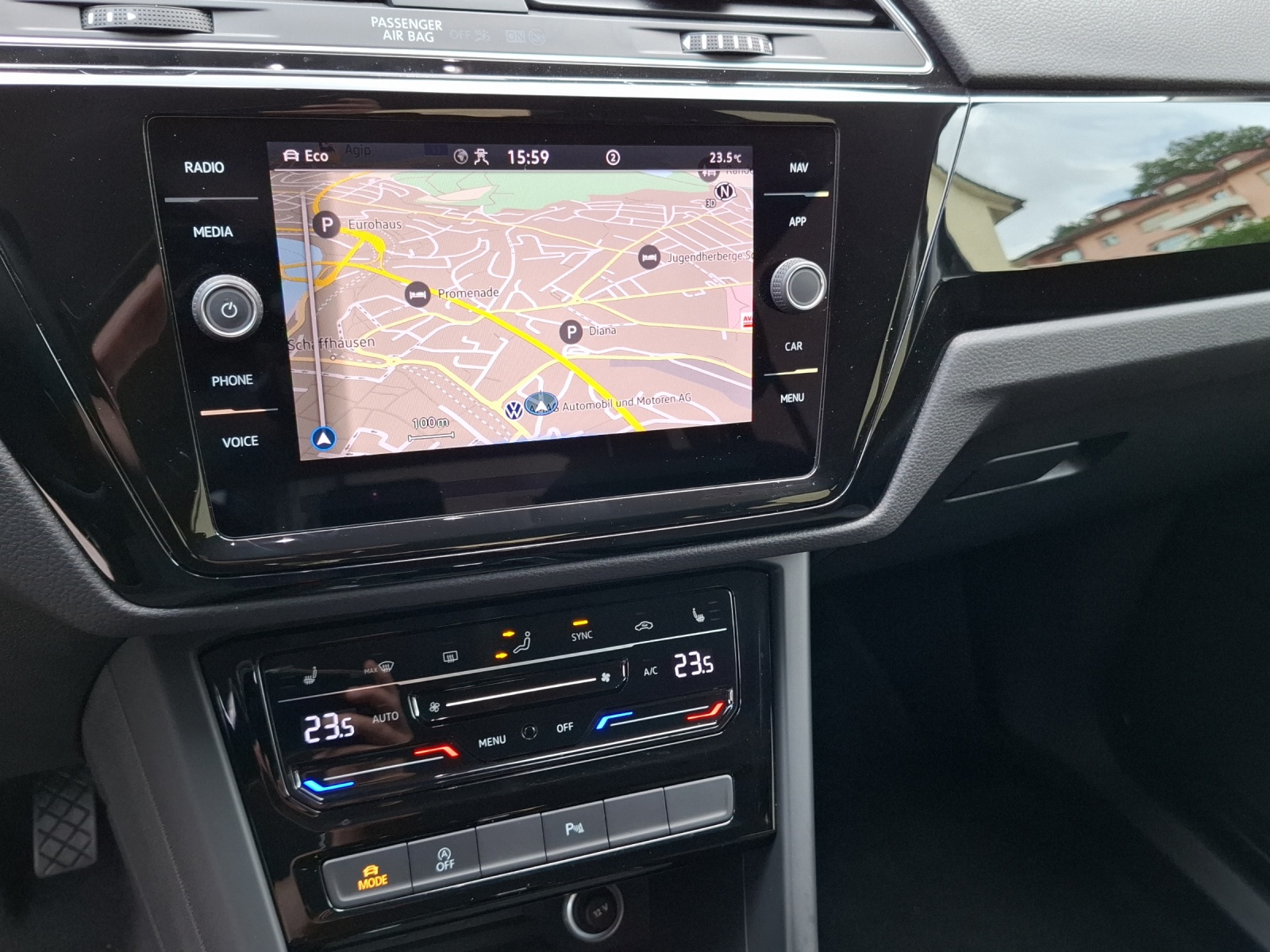 VW Touran 2.0 TDI BlueMotion Technology Comfortline DSG-image-10