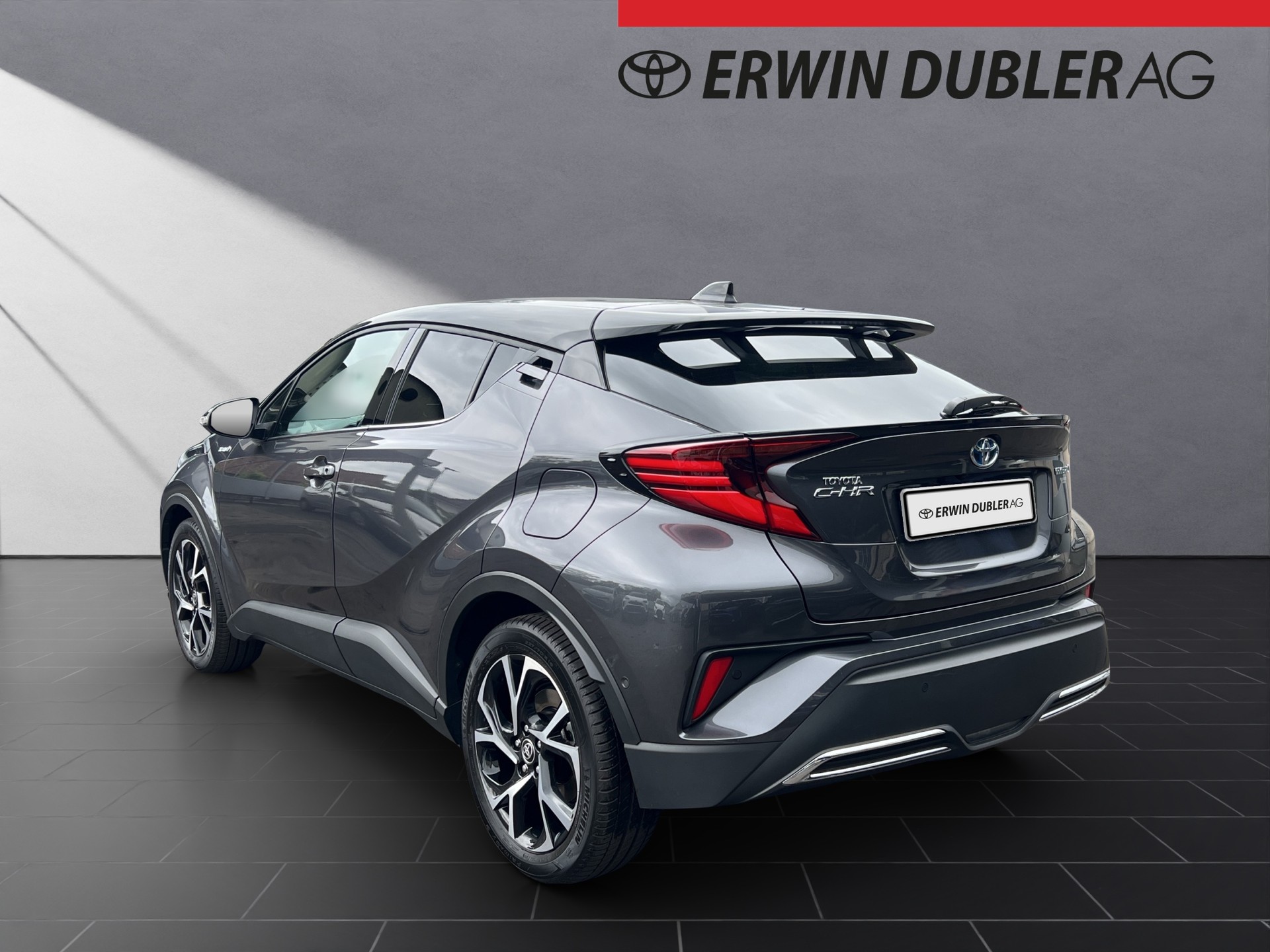 TOYOTA C-HR 2.0 VVTi HSD Trend-image-2