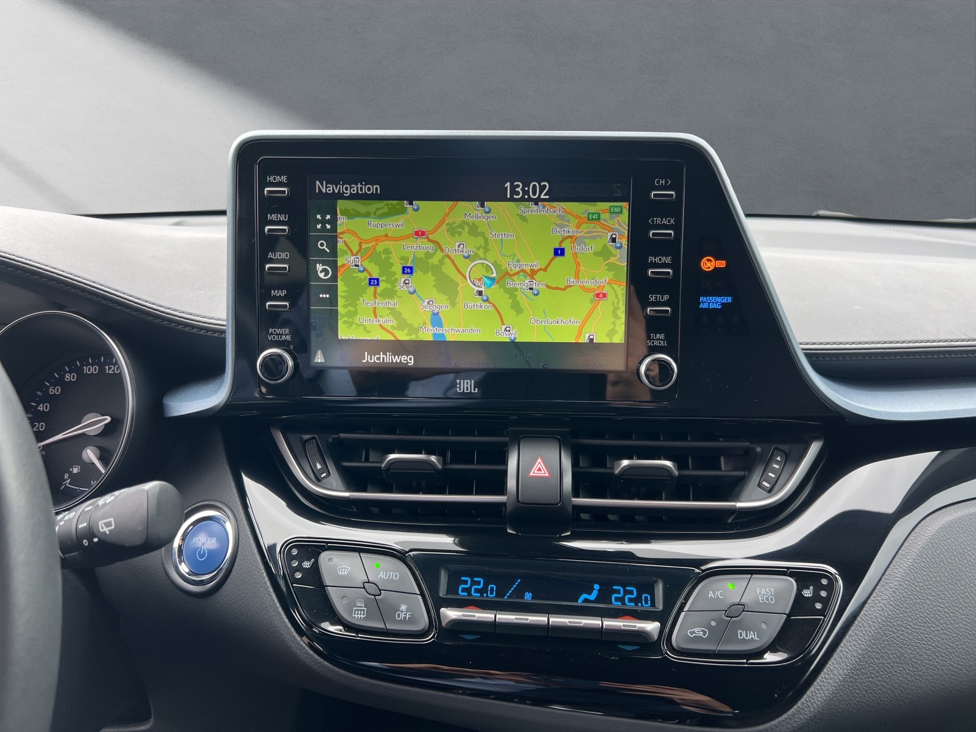 TOYOTA C-HR 2.0 VVTi HSD Trend-image-6