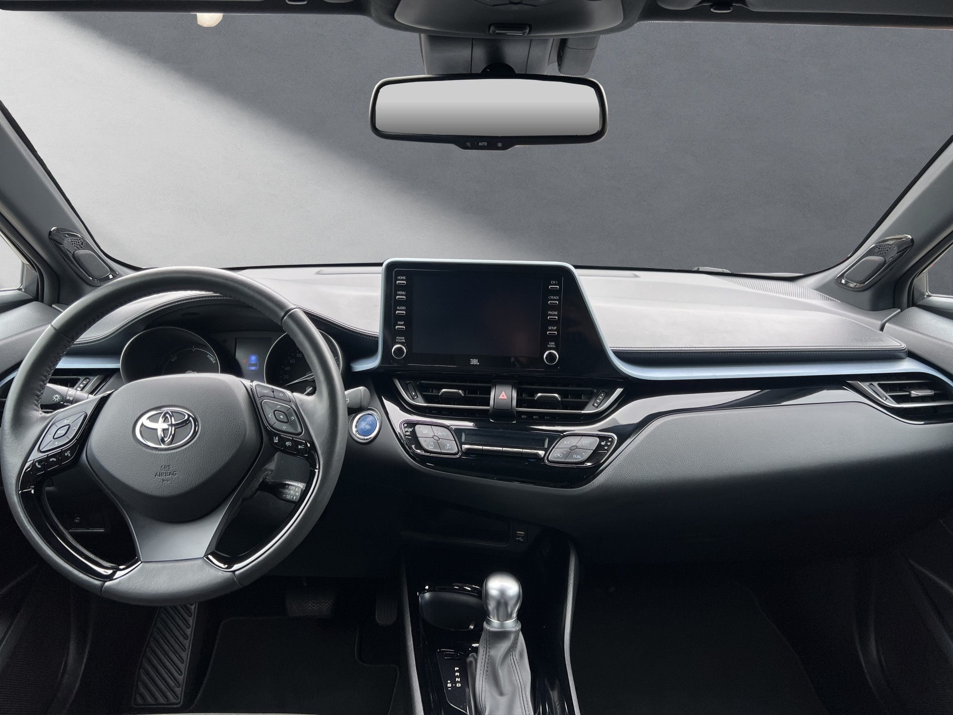 TOYOTA C-HR 2.0 VVTi HSD Trend-image-3