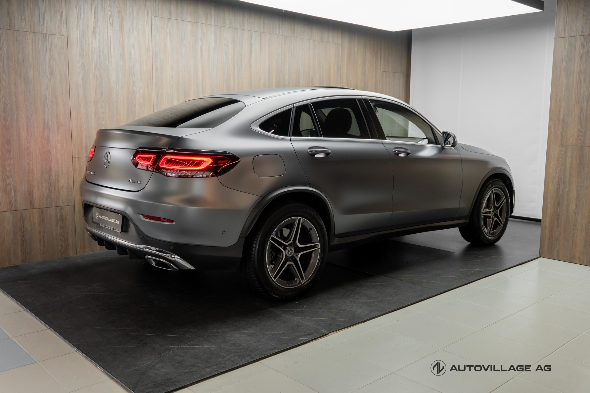 MERCEDES-BENZ GLC Coupé 300 AMG Line 4Matic 9G-Tronic-image-1