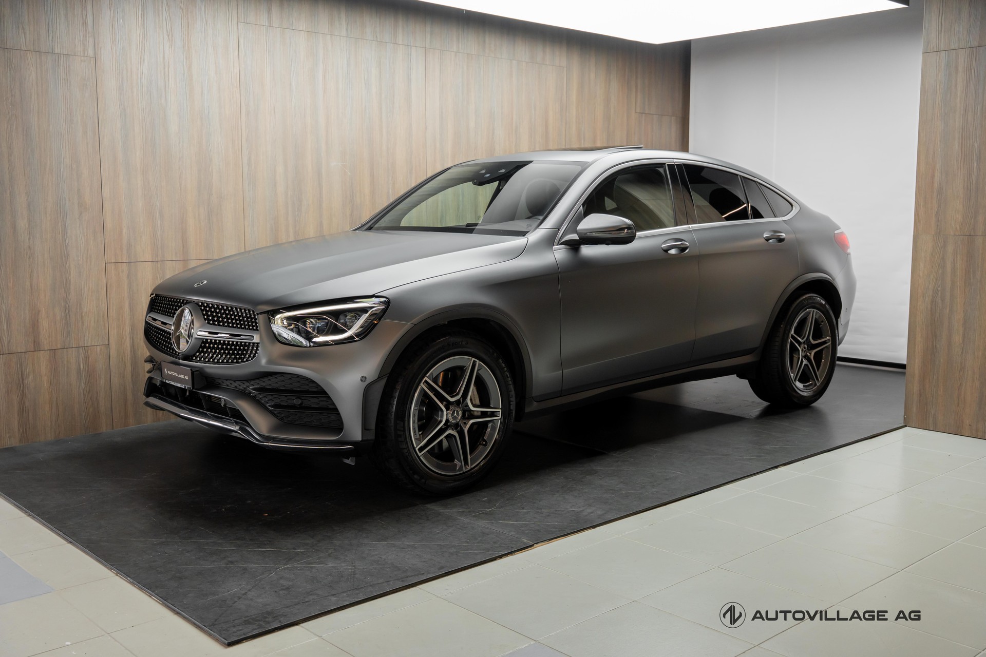 MERCEDES-BENZ GLC Coupé 300 AMG Line 4Matic 9G-Tronic-image-0