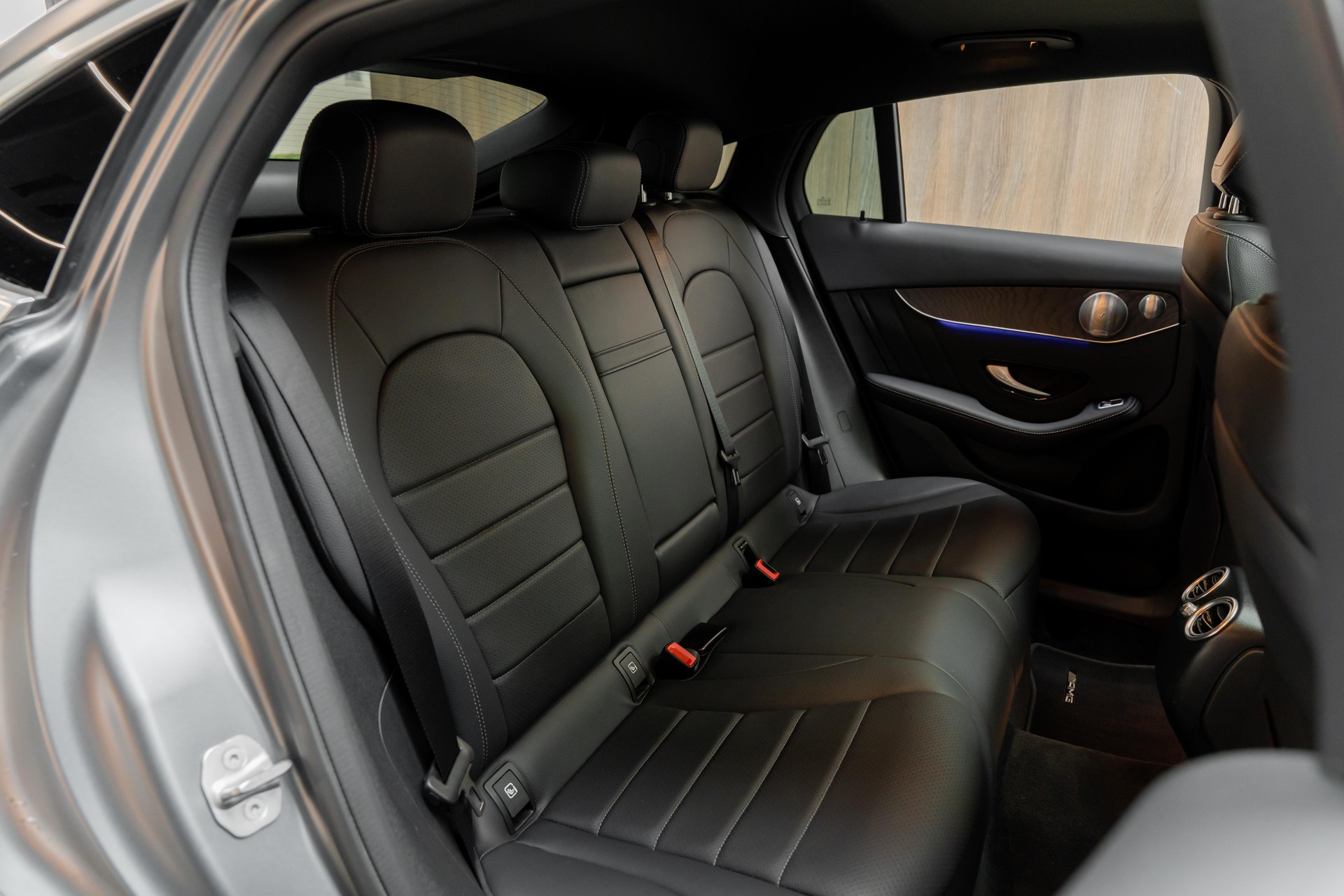MERCEDES-BENZ GLC Coupé 300 AMG Line 4Matic 9G-Tronic-image-10