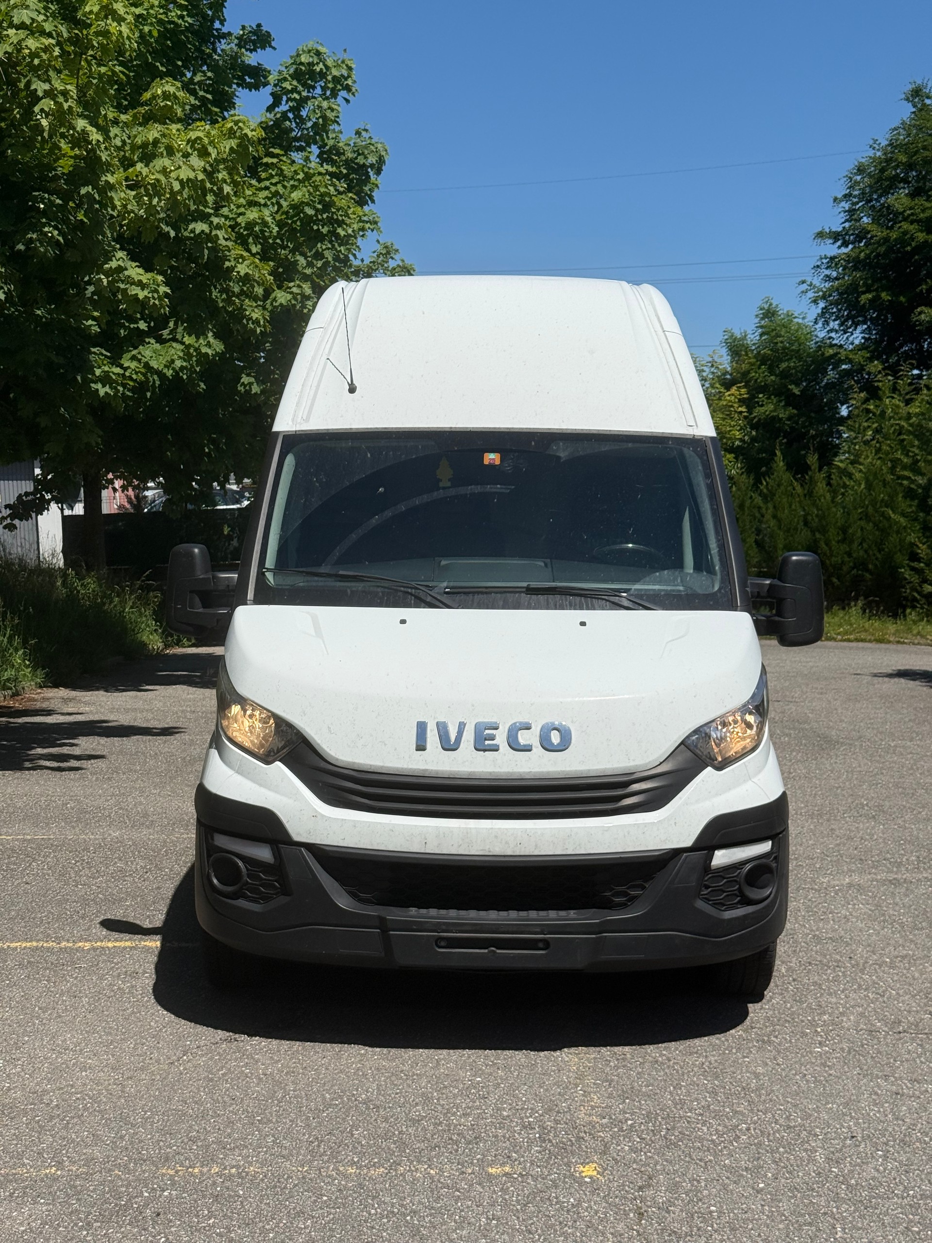 IVECO 35 S 14 V-image-1