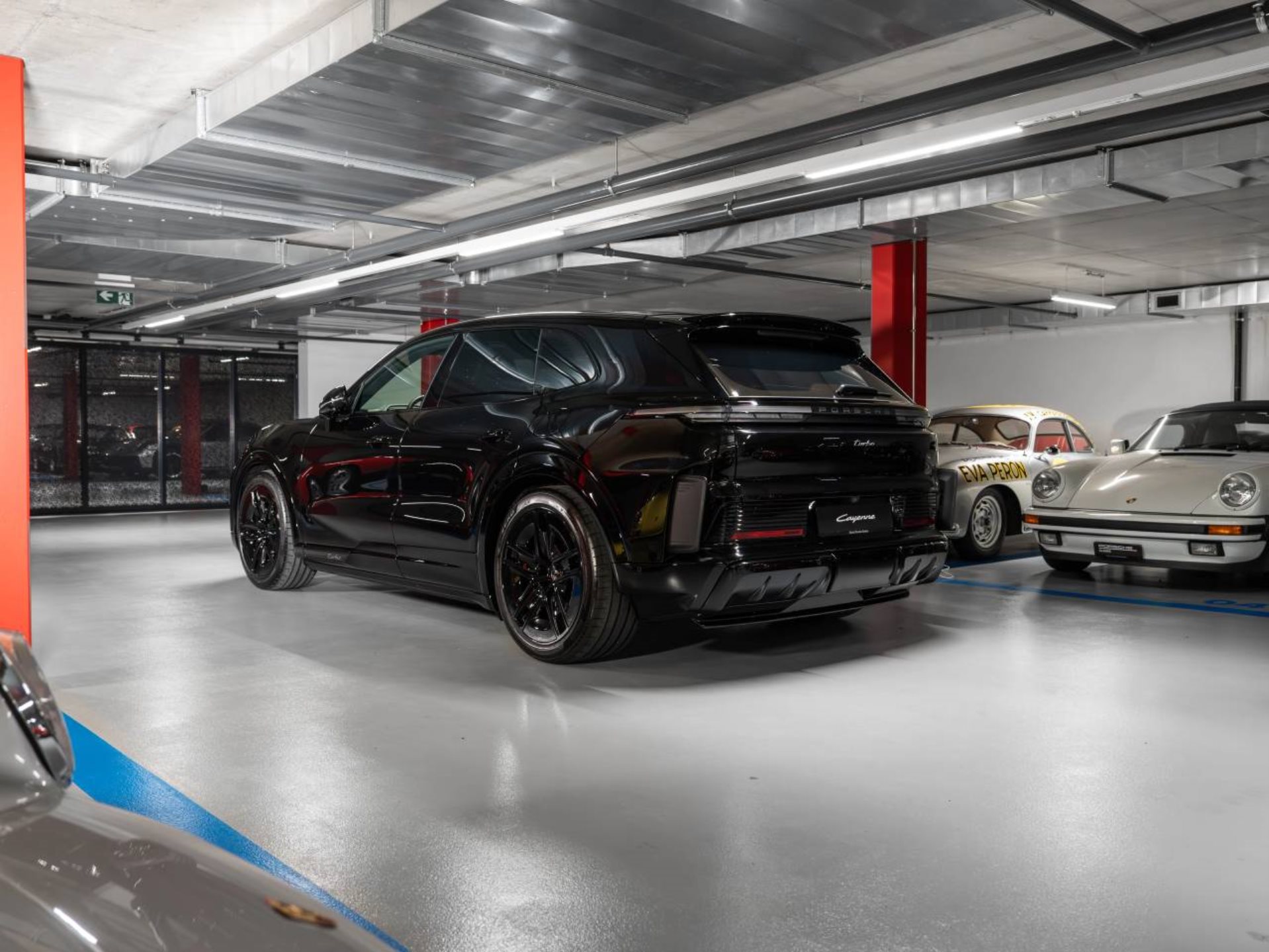 PORSCHE Cayenne Turbo Electric-image-2