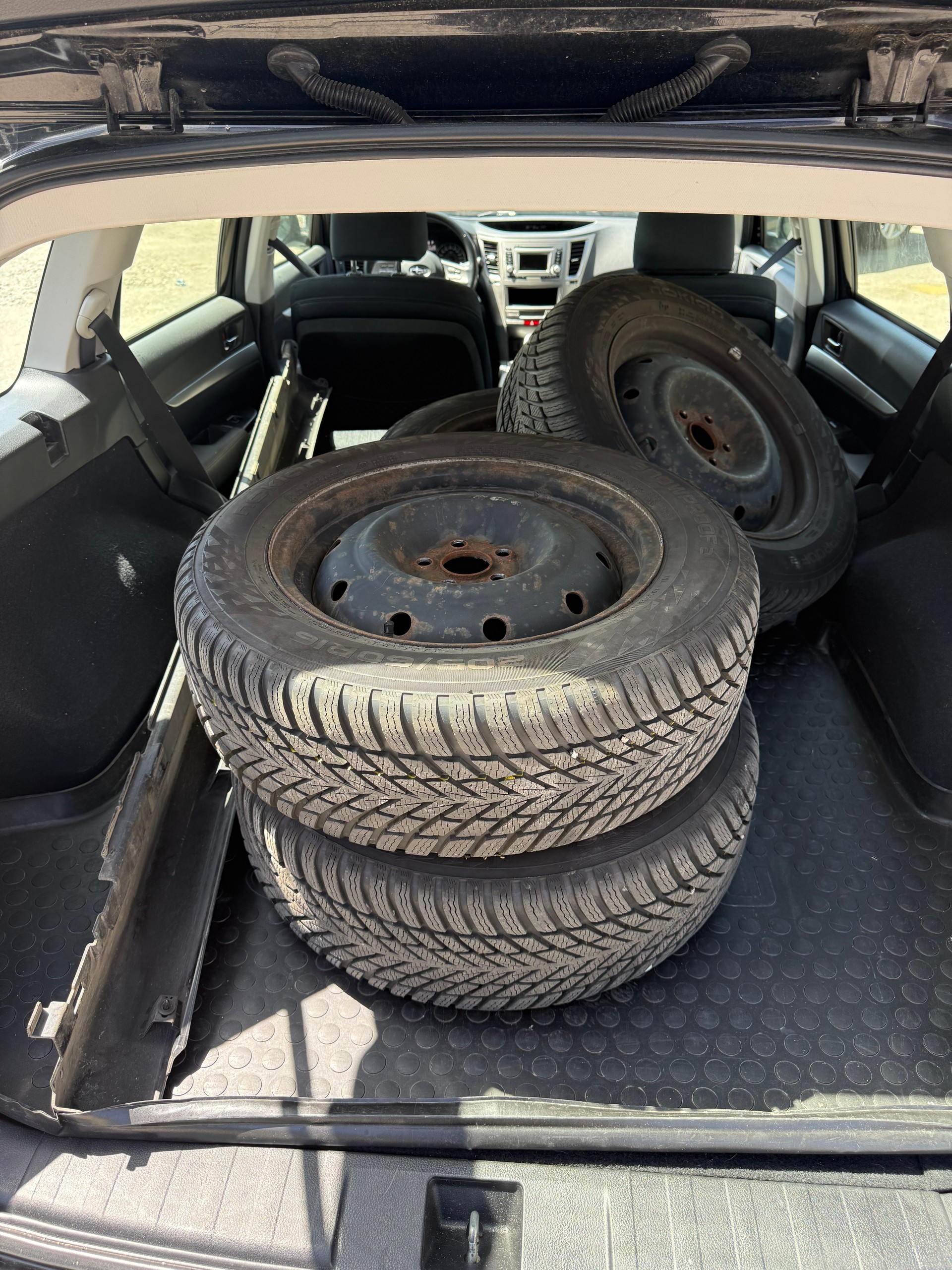 SUBARU Legacy 2.0i Advantage AWD Lineartronic-image-14