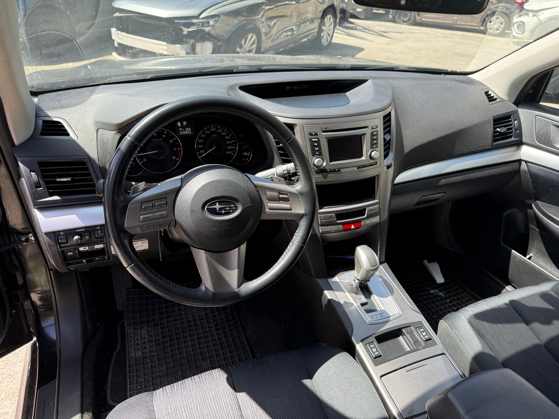 SUBARU Legacy 2.0i Advantage AWD Lineartronic-image-10