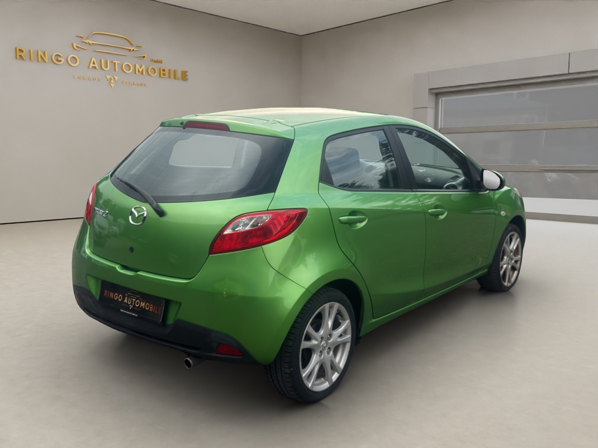 MAZDA 2 1.3i 16V Exclusive-image-6