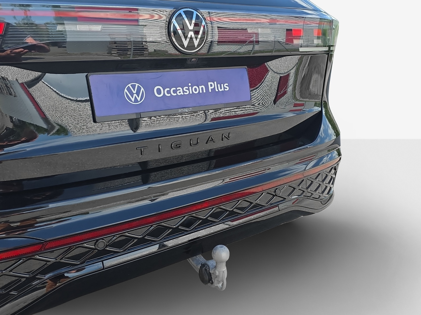 VW Tiguan 2.0 TSI DSG R-Line 4Motion-image-13