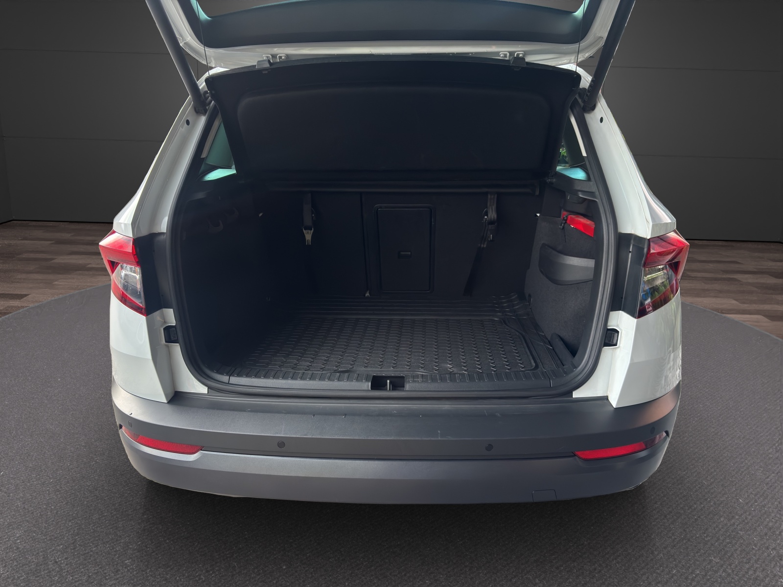 SKODA Karoq 2.0 TDI CR Clever 4x4 DSG-image-12