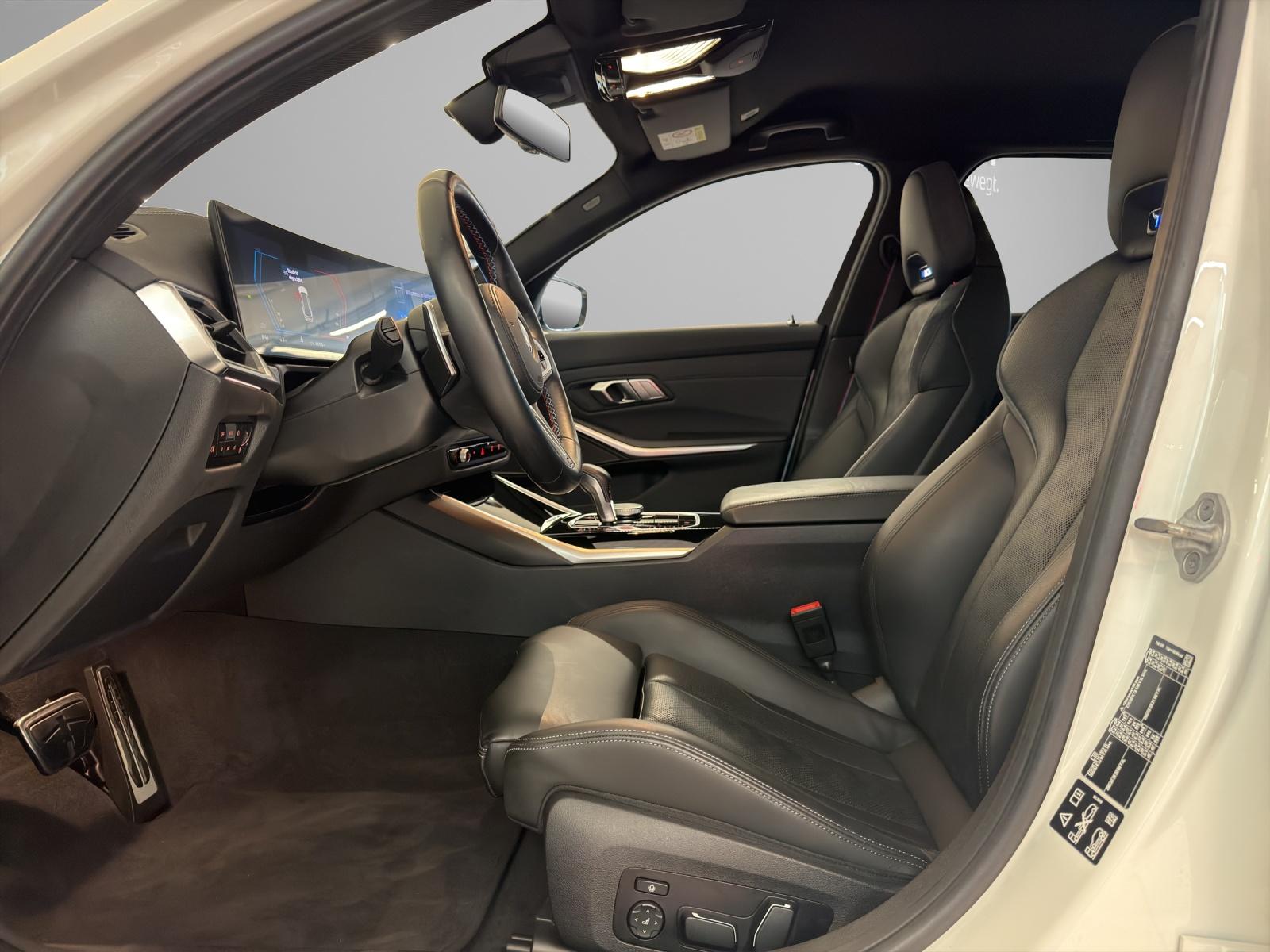 BMW M3 Competition xDrive Touring-image-7