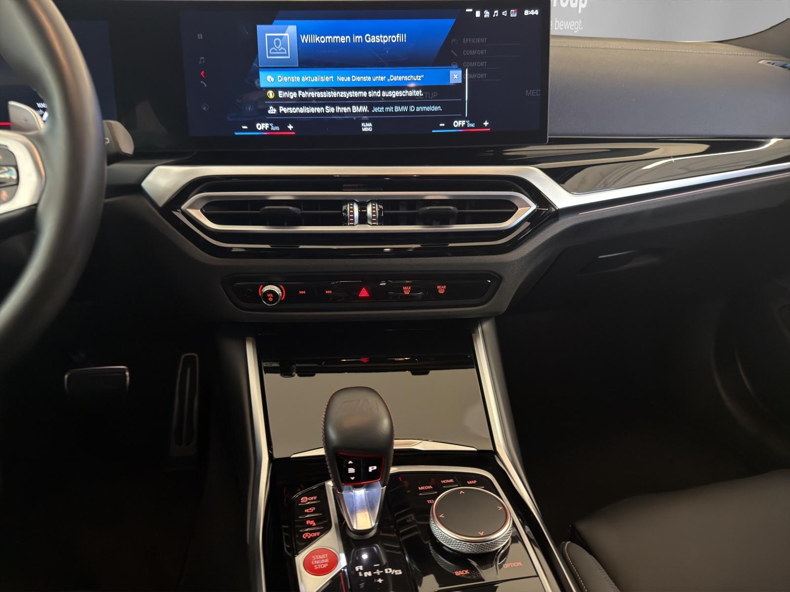 BMW M3 Competition xDrive Touring-image-12