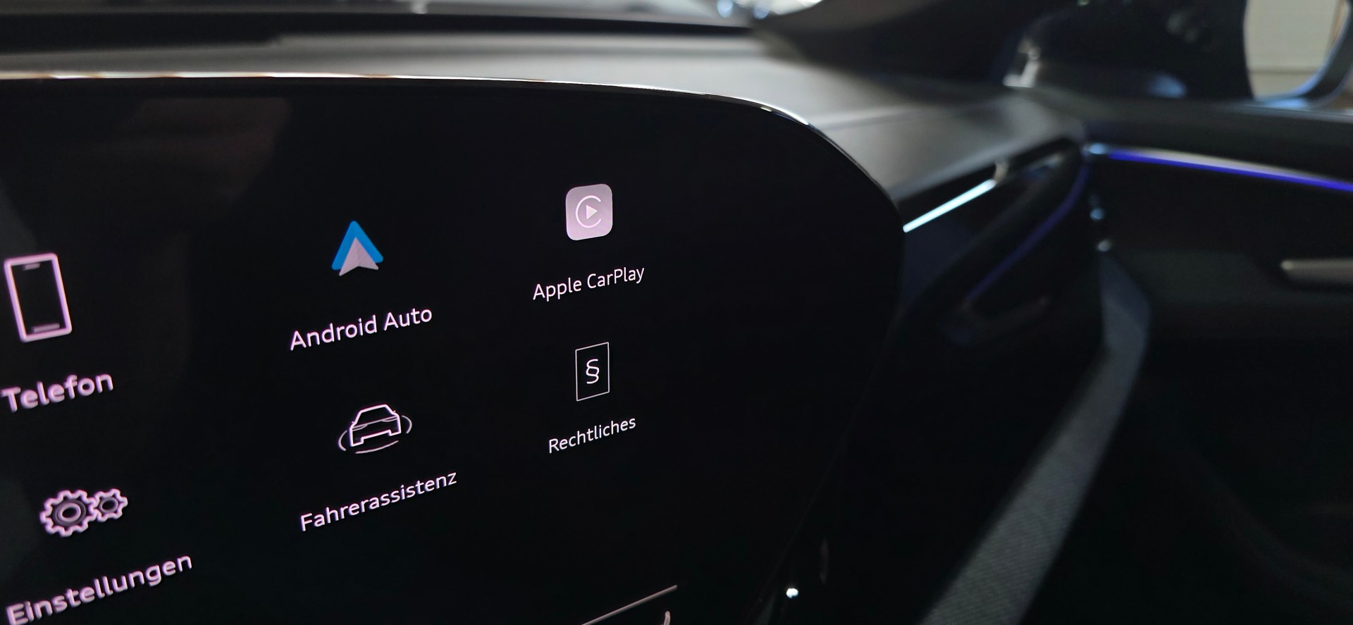 AUDI A5 Avant TFSI 150 kW S tronic *ACC*LaneAssist*Rückfahrkamera*Ambientebeleuchtung*Sitzheizung*CarPlay/AndroidAuto*-image-18