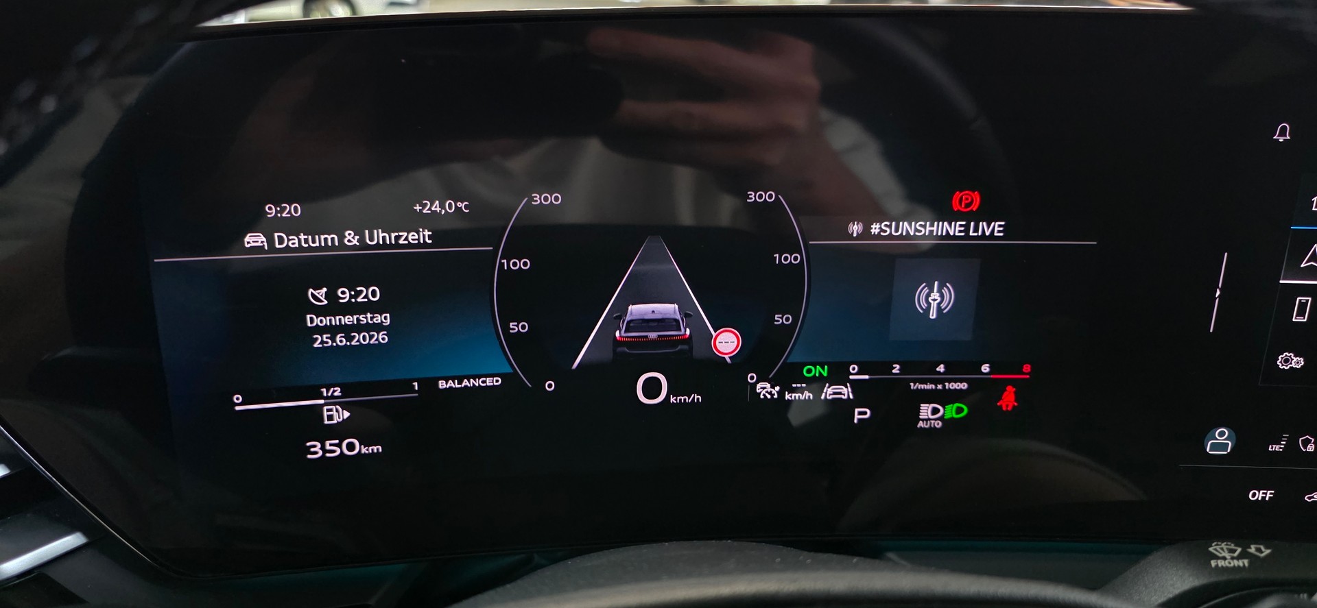 AUDI A5 Avant TFSI 150 kW S tronic *ACC*LaneAssist*Rückfahrkamera*Ambientebeleuchtung*Sitzheizung*CarPlay/AndroidAuto*-image-13