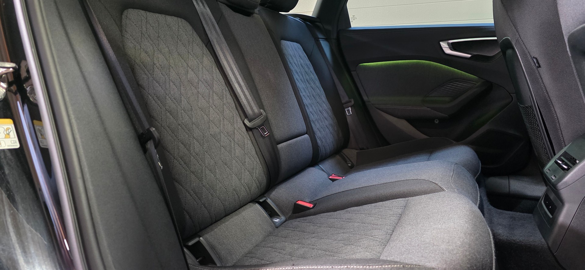 AUDI A5 Avant TFSI 150 kW S tronic *ACC*LaneAssist*Rückfahrkamera*Ambientebeleuchtung*Sitzheizung*CarPlay/AndroidAuto*-image-28