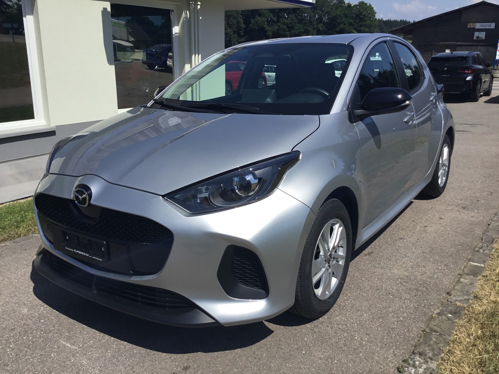 MAZDA 2 Hybrid Centre-line-image-0