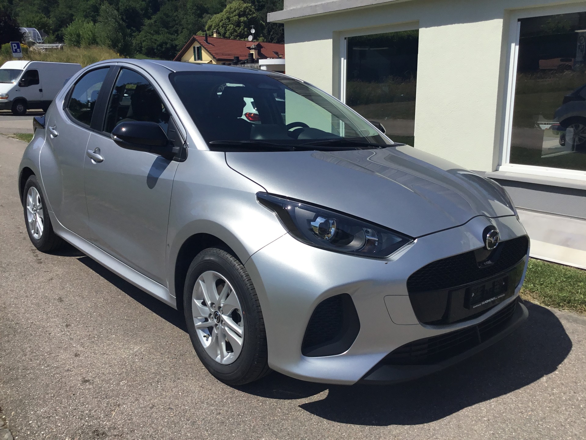 MAZDA 2 Hybrid Centre-line-image-1