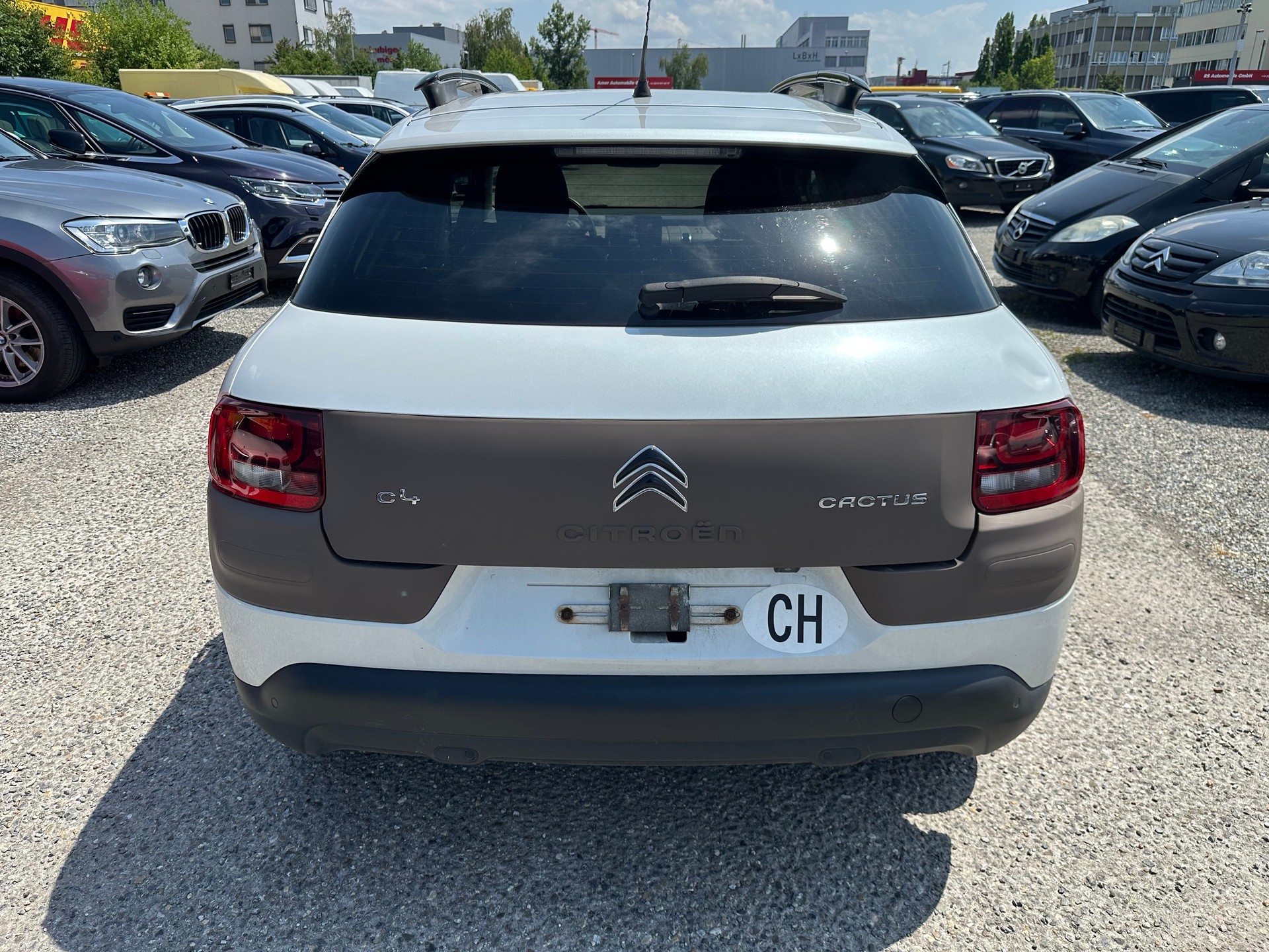CITROEN C4 Cactus 1.6 BlueHDi Shine Edition-image-4