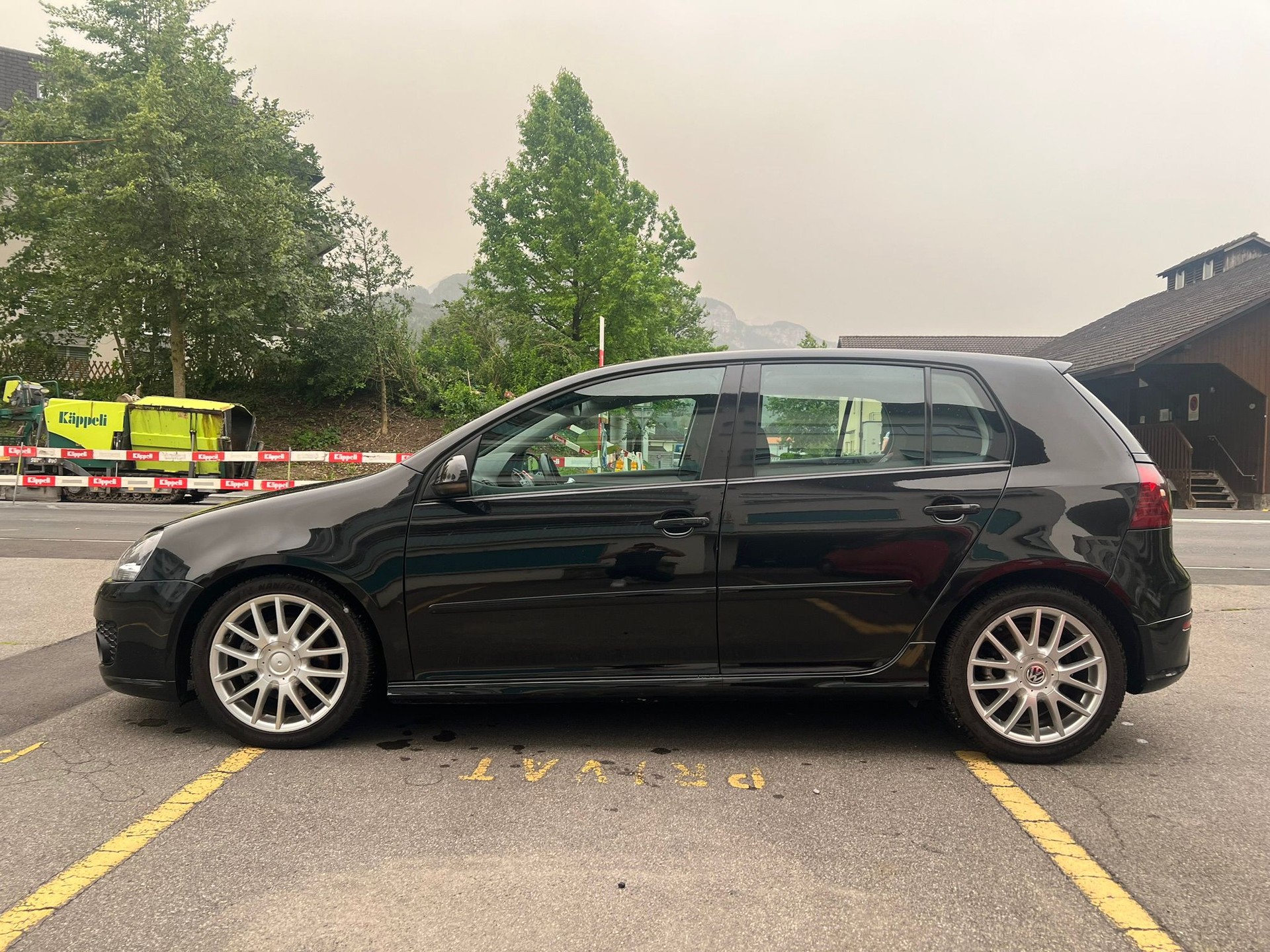 VW GOLF-image-2