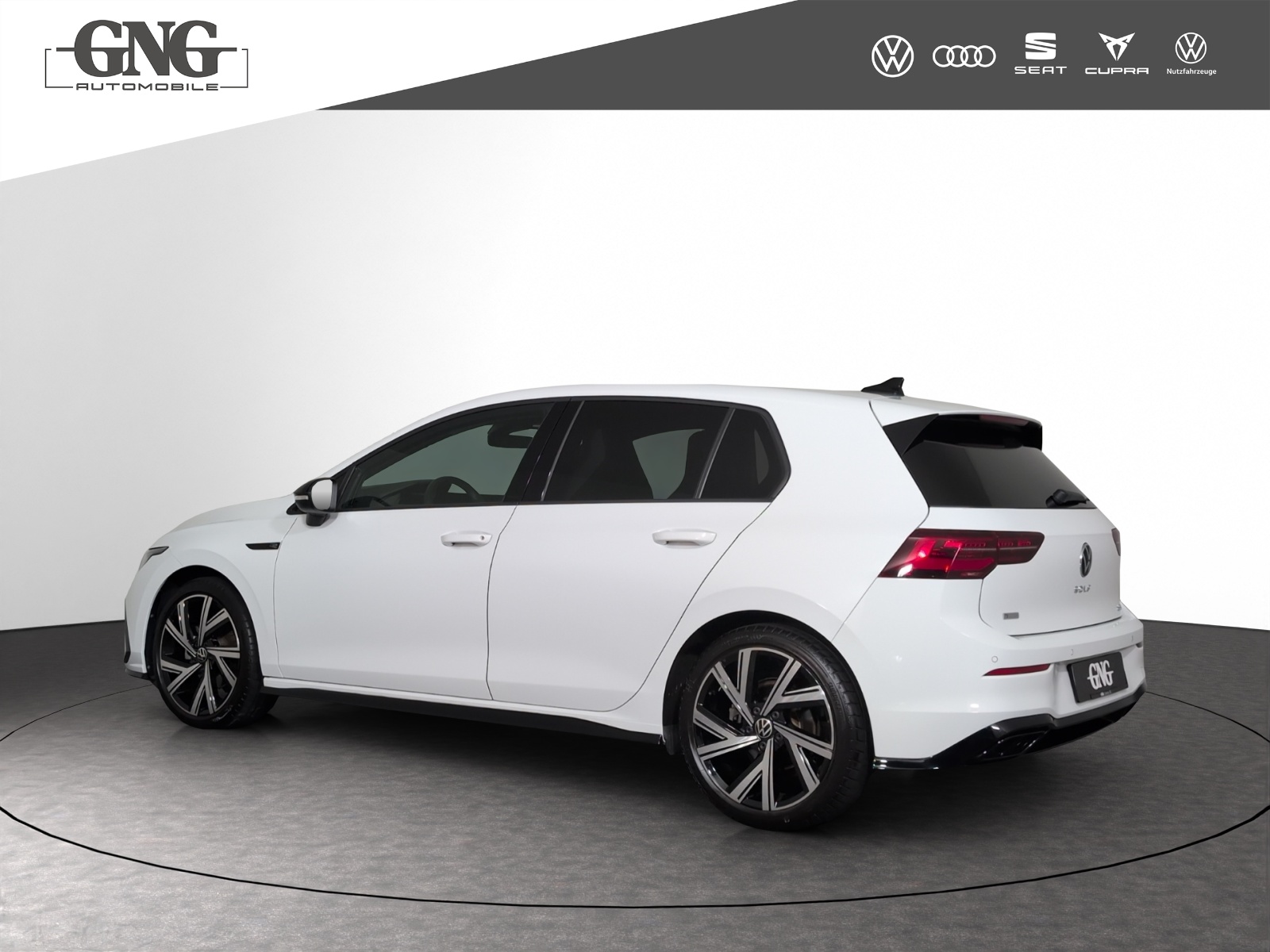 VW Golf 1.5 eTSI mHEV ACT R-Line 75 Edition DSG-image-1