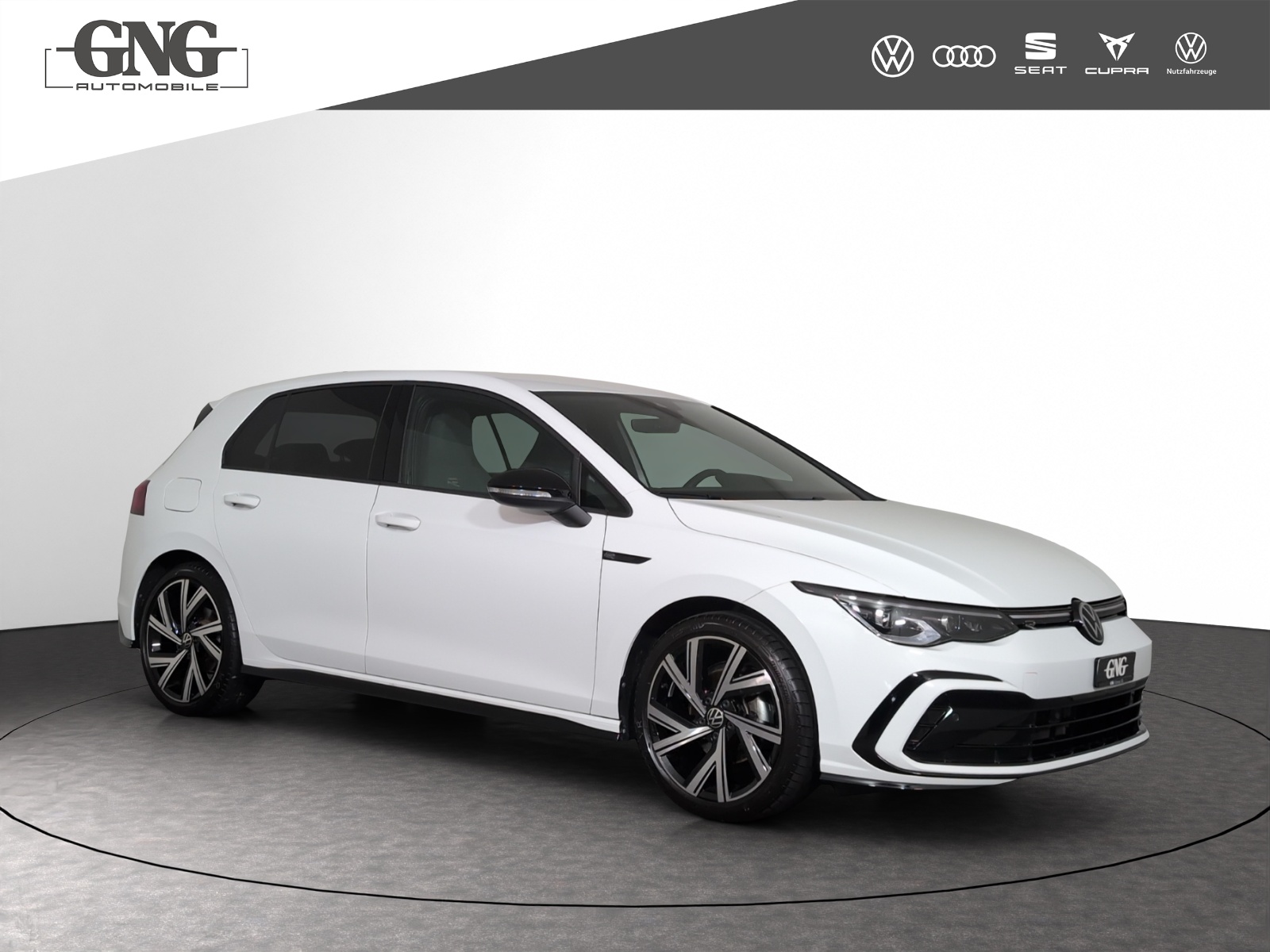 VW Golf 1.5 eTSI mHEV ACT R-Line 75 Edition DSG-image-3