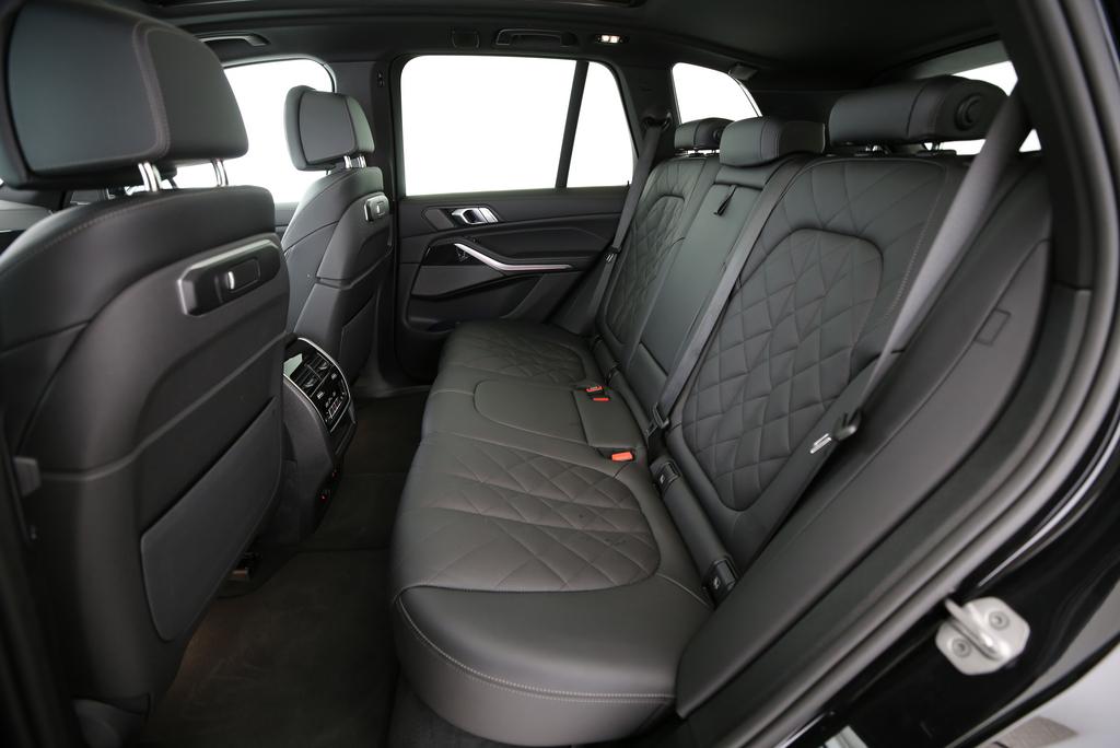BMW X5 50e xDrive SAG-image-14