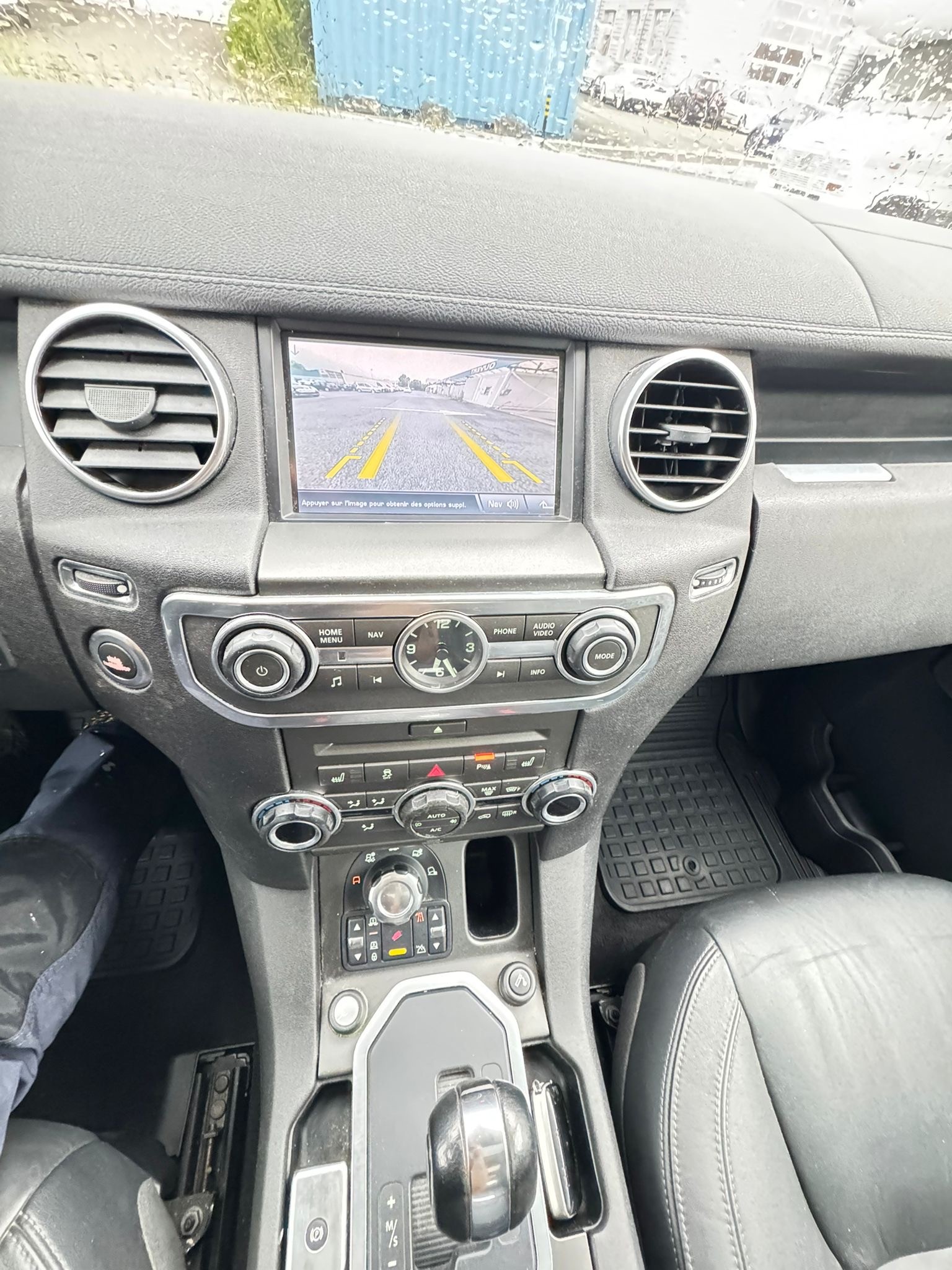 LAND ROVER DISCOVERY-image-6