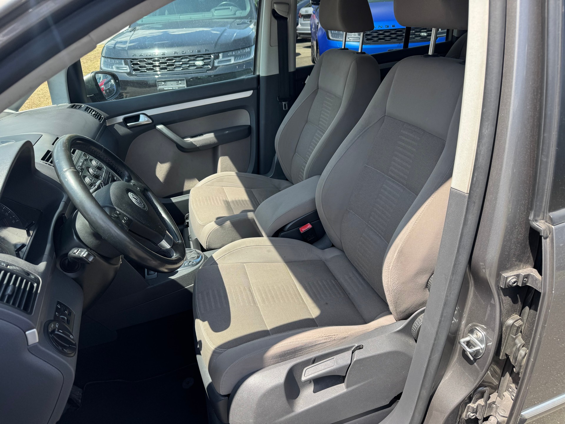 VW Touran 1.4 TSI Trendline DSG-image-14