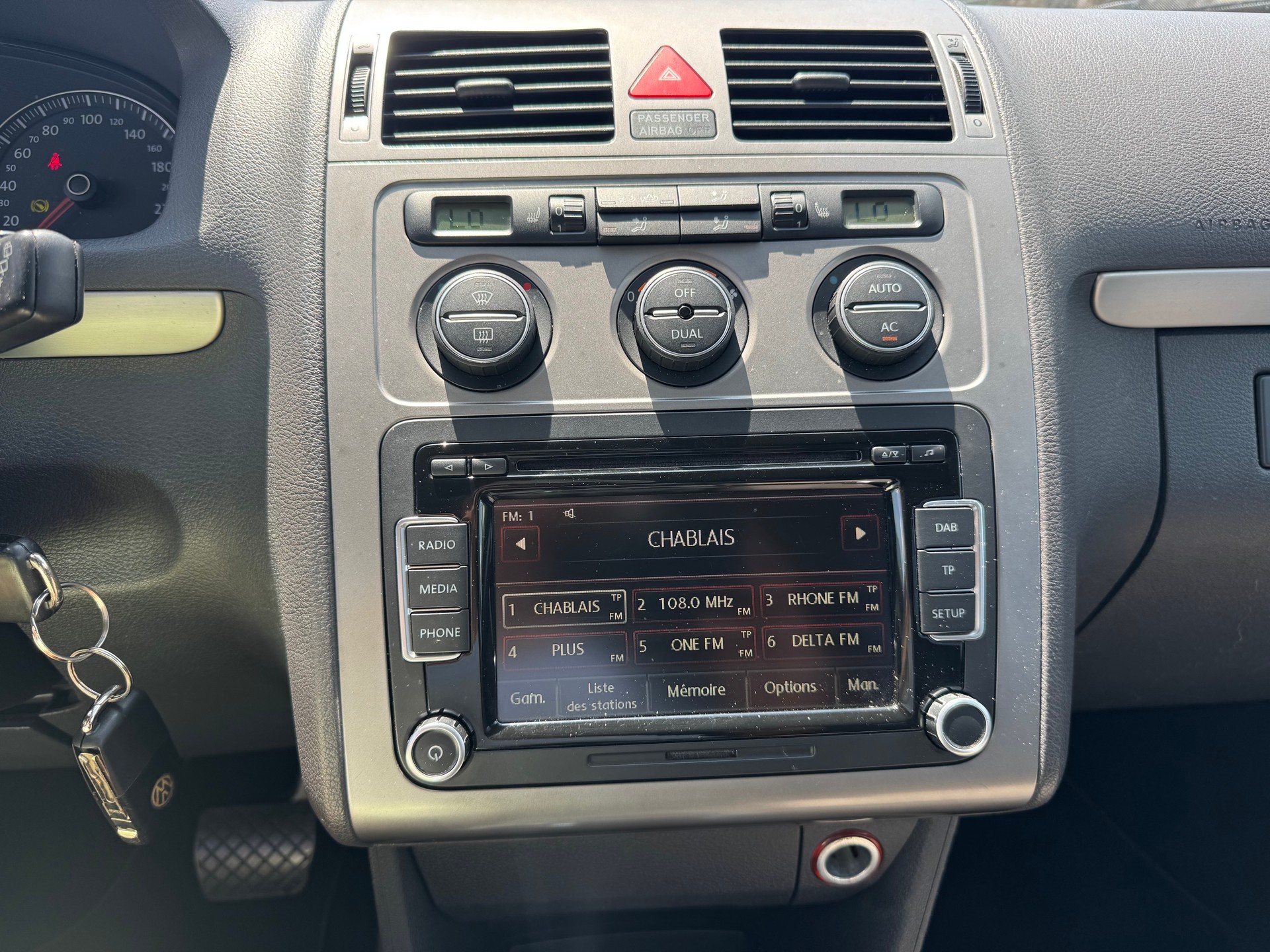 VW Touran 1.4 TSI Trendline DSG-image-22
