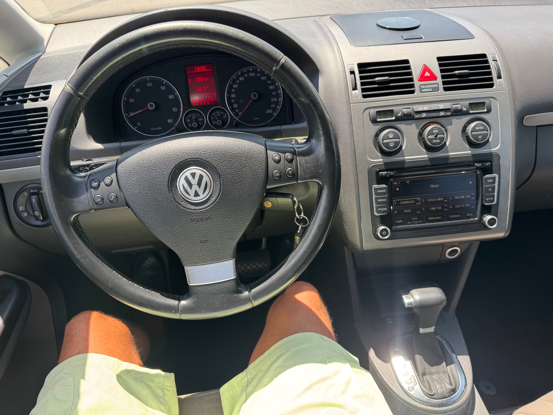 VW Touran 1.4 TSI Trendline DSG-image-26