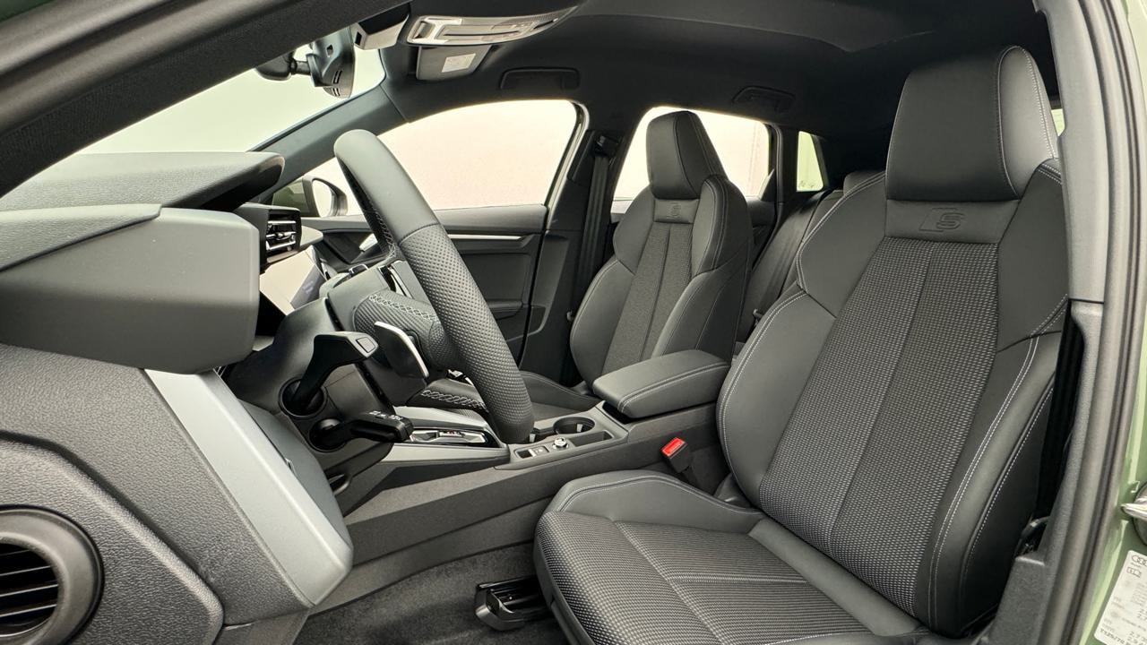 AUDI A3 Sportback TFSI 110 kW S line S tronic-image-4